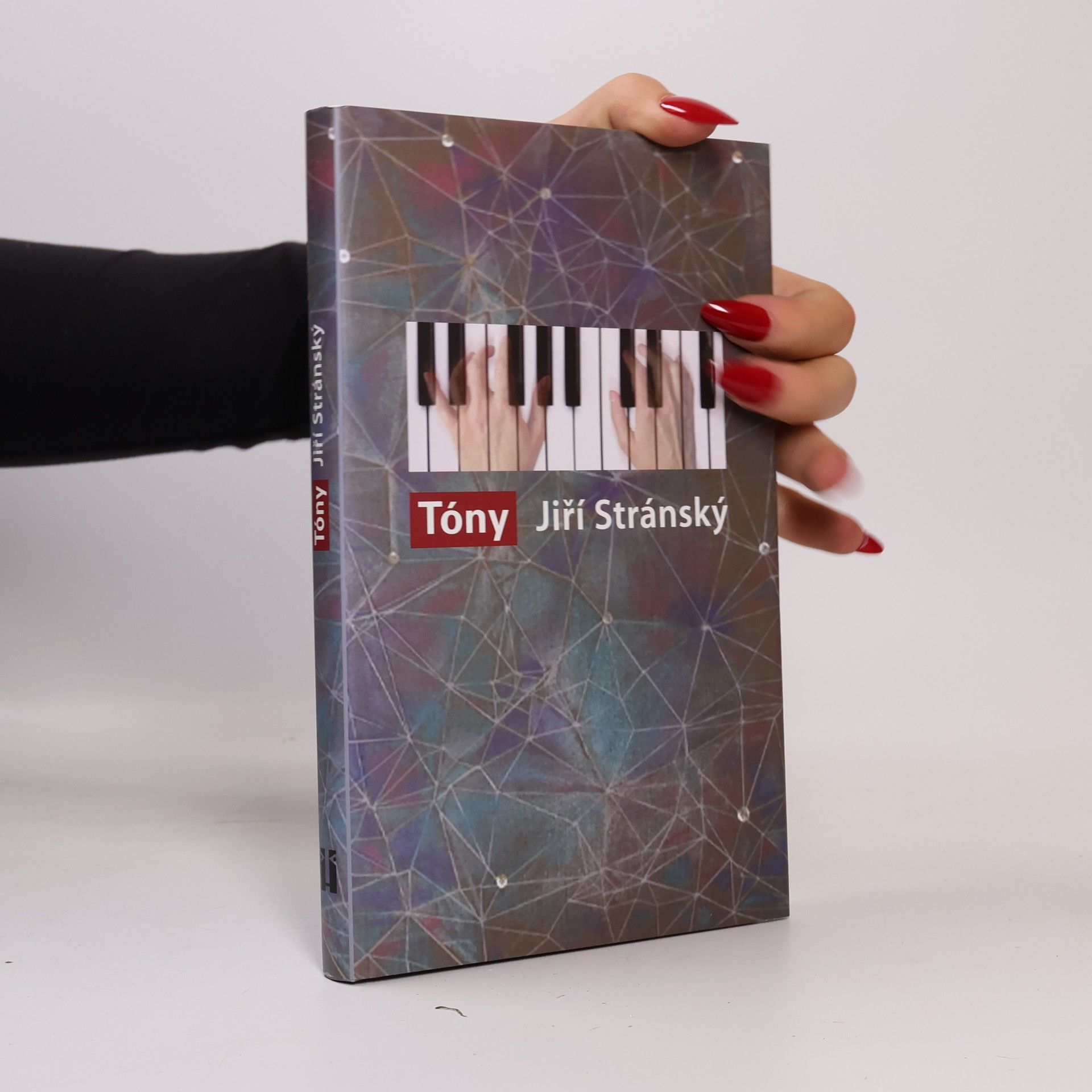 Tóny