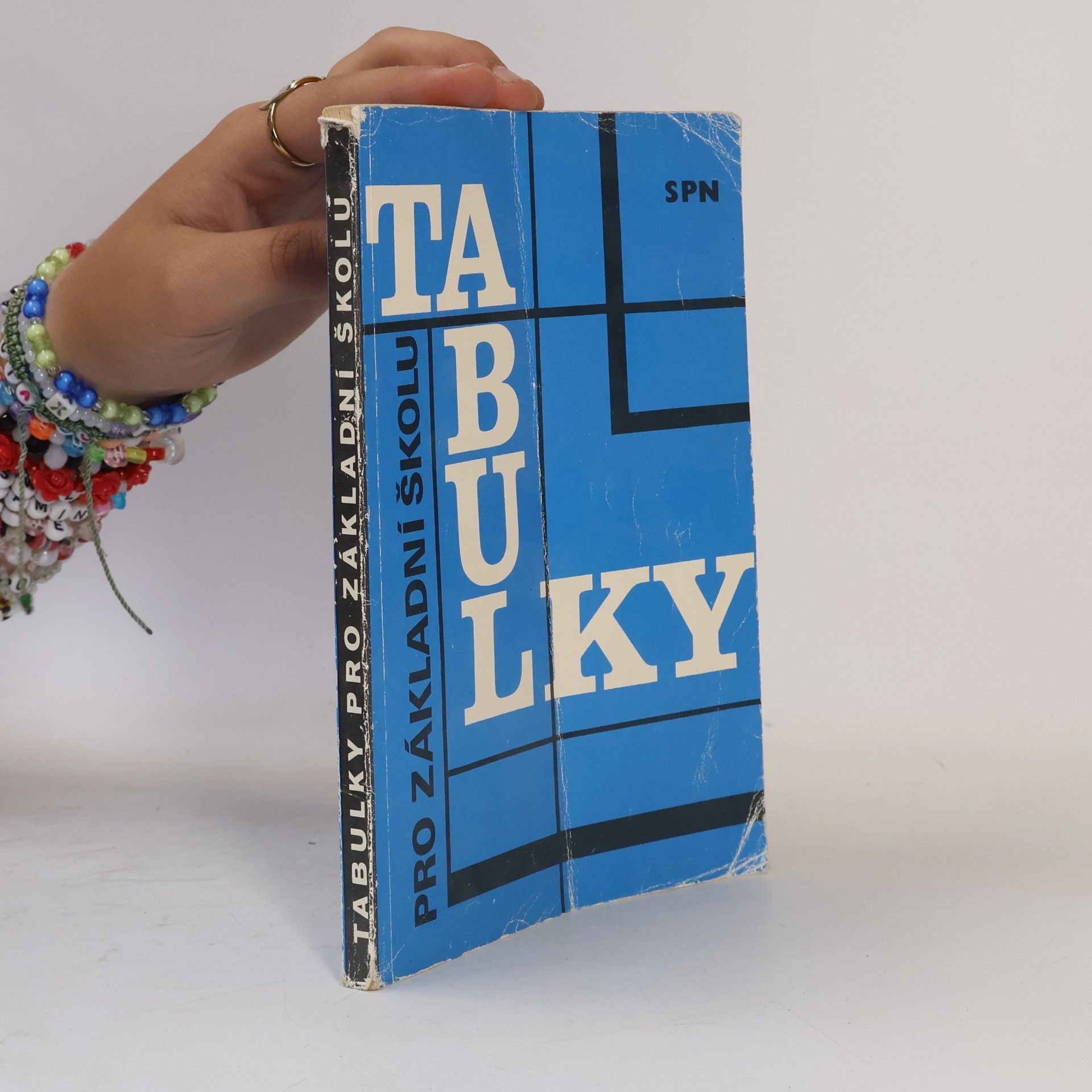 František Běloun Tabulky pro základní školu