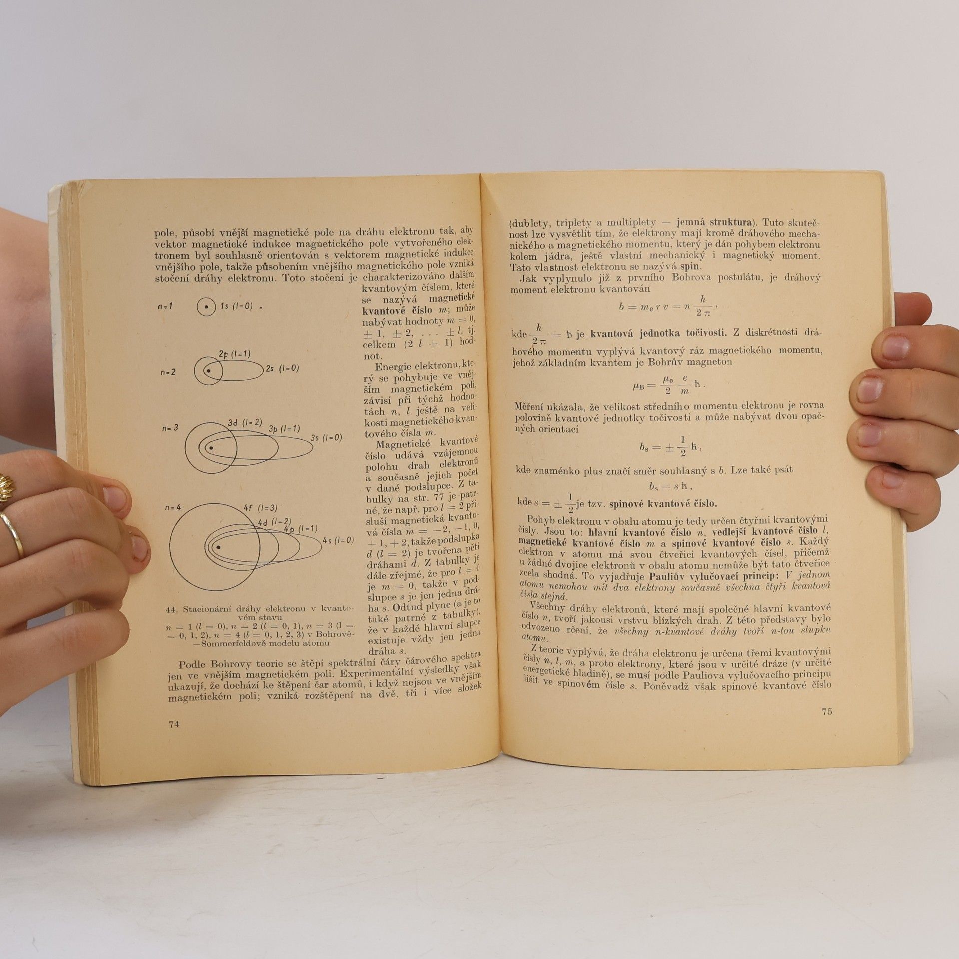 Autores varios Doplněk k učivu fyziky pro IV. ročník gymnasia