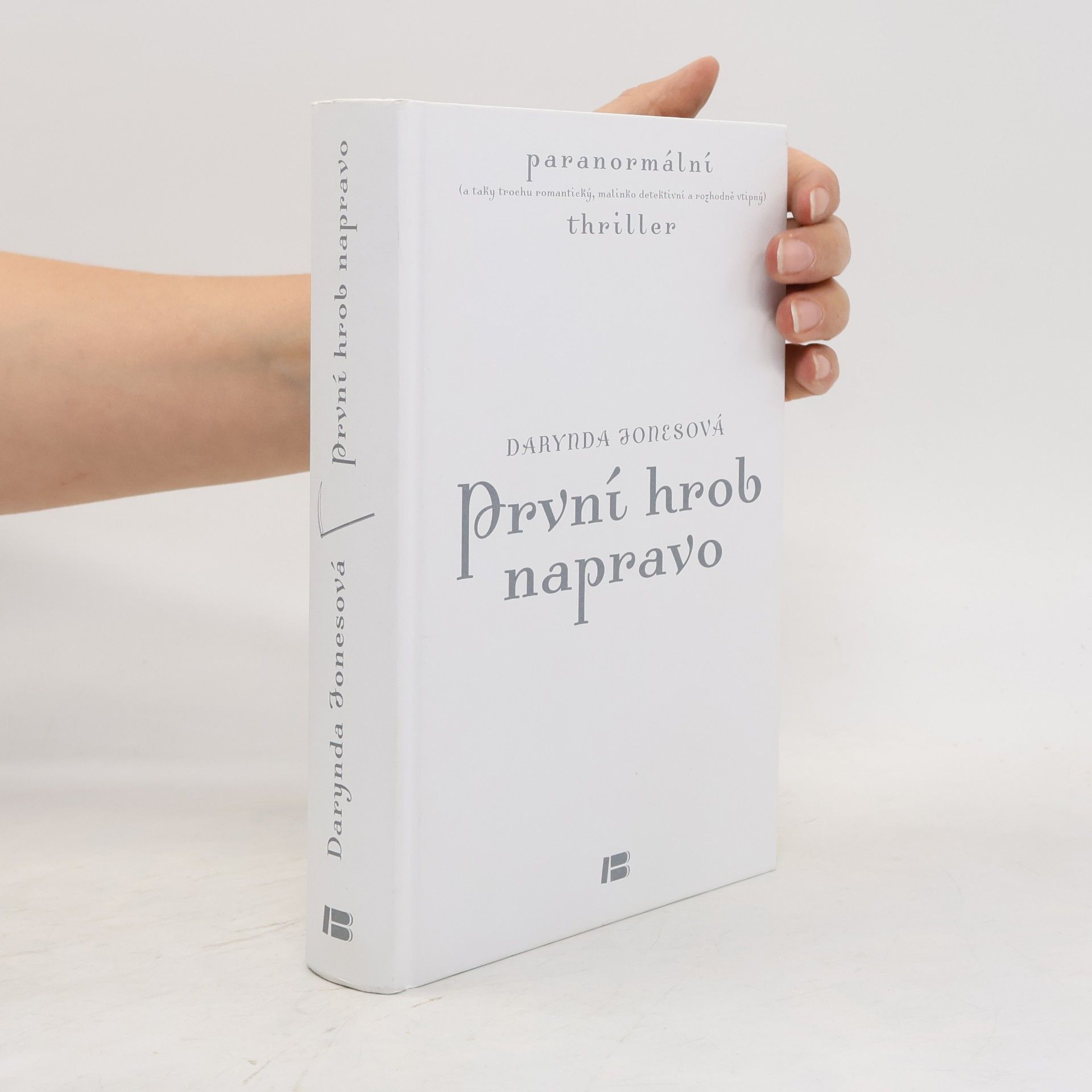 Darynda Jones První hrob napravo