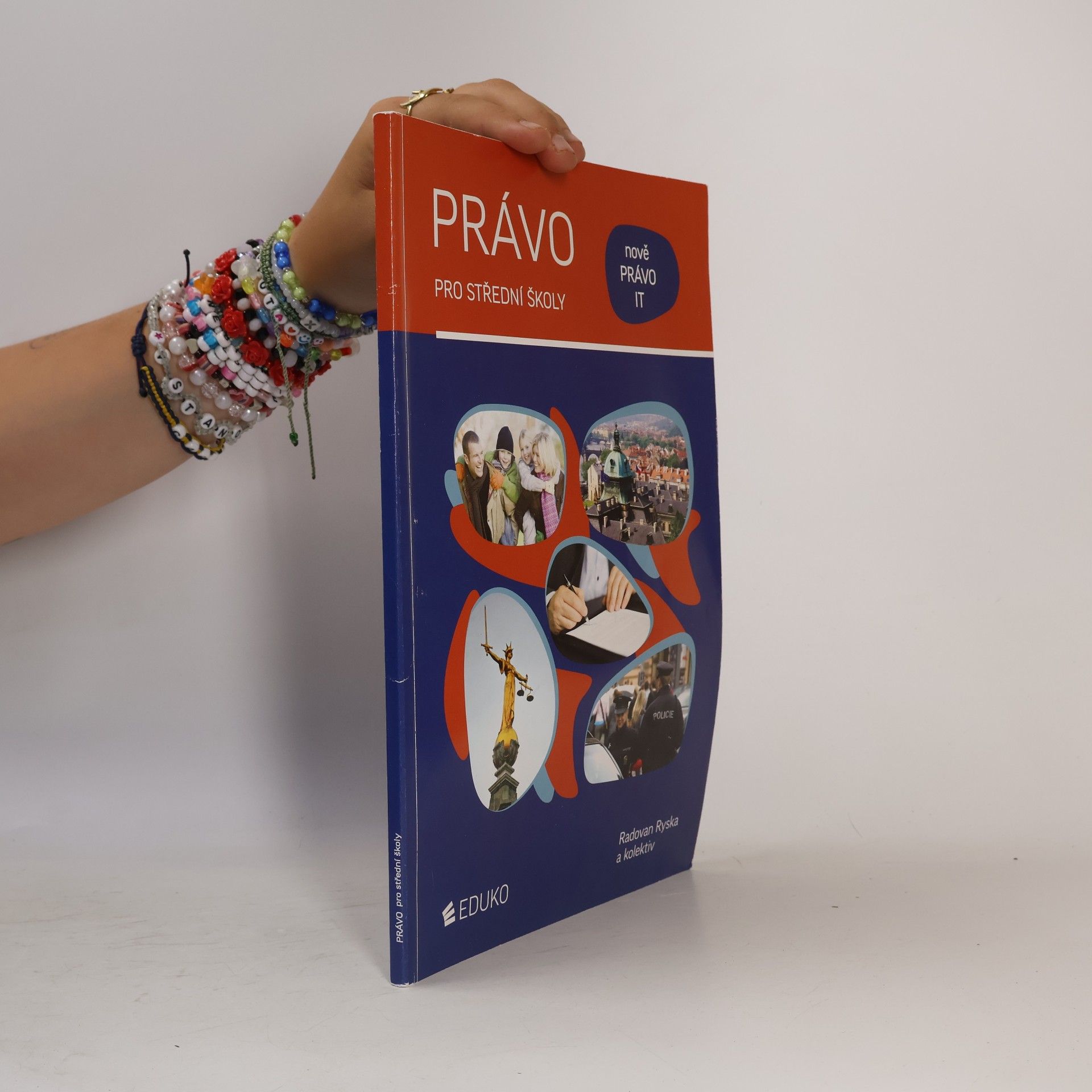 Kolektiv autorů Právo pro střední školy