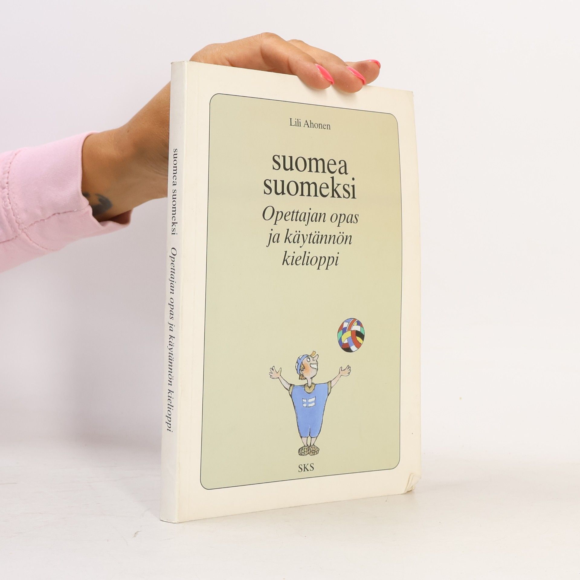 Lili Ahonen Suomea suomeksi