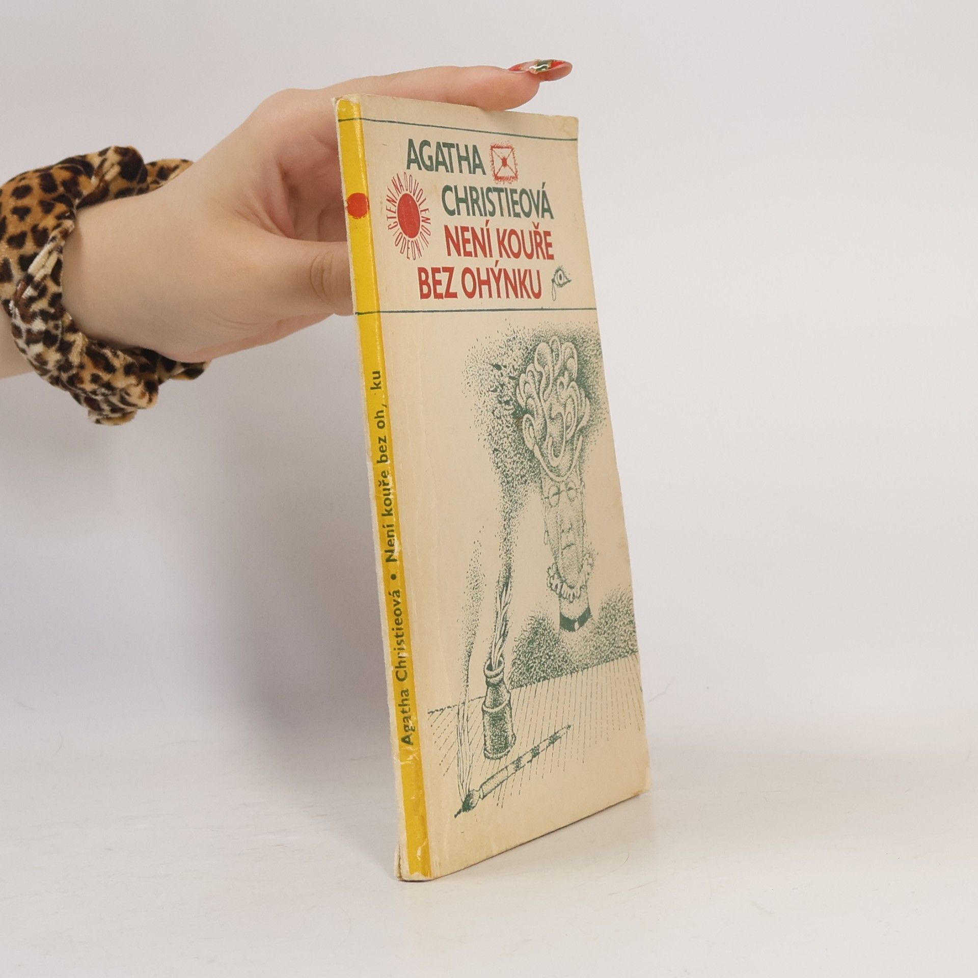 Agatha Christie Není kouře bez ohýnku