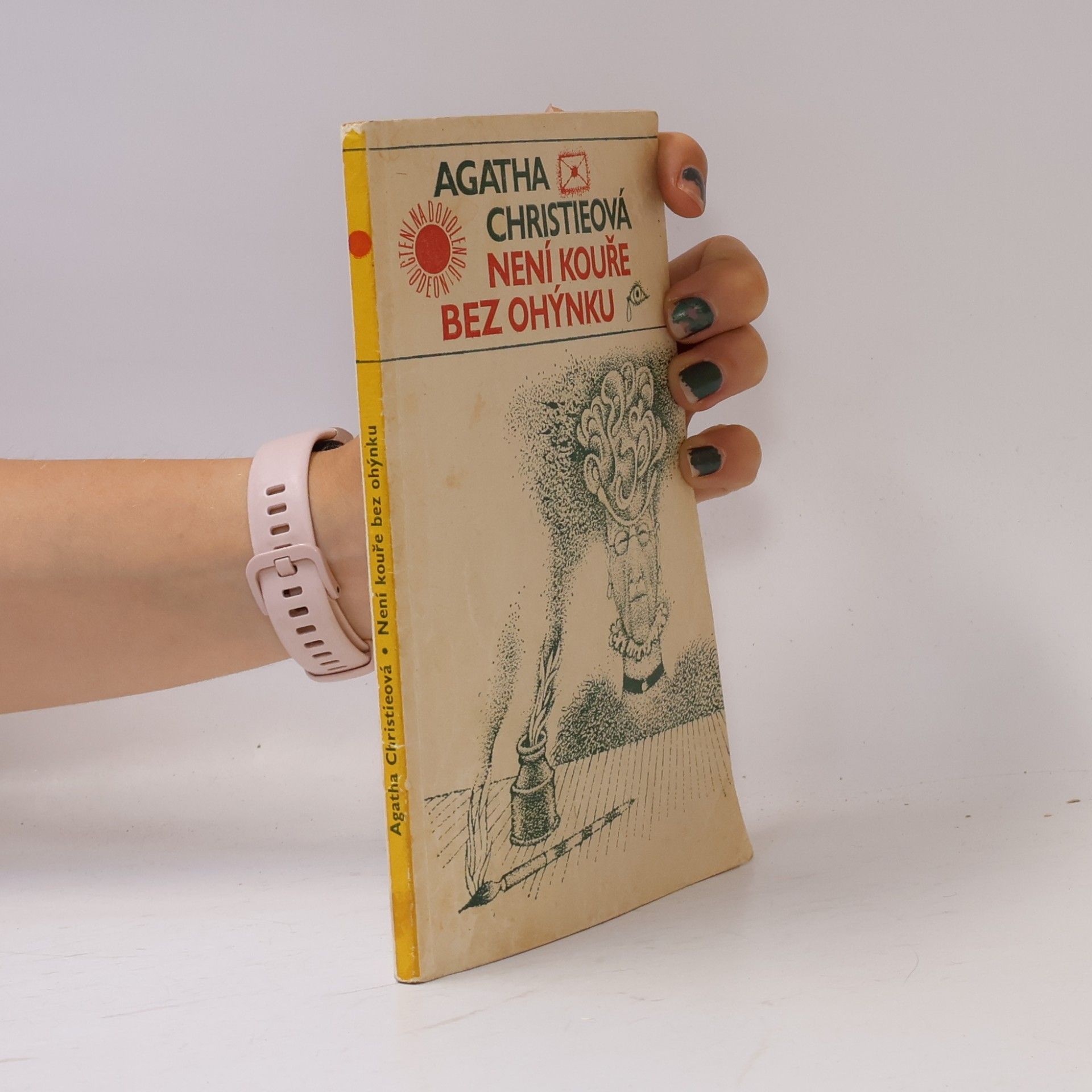 Agatha Christie Není kouře bez ohýnku