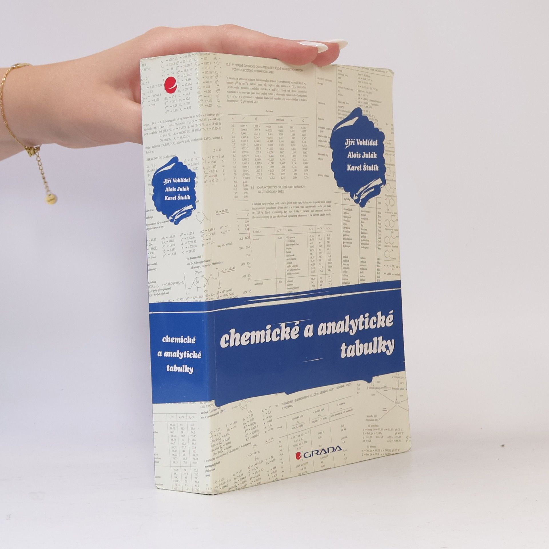 Chemické a analytické tabulky