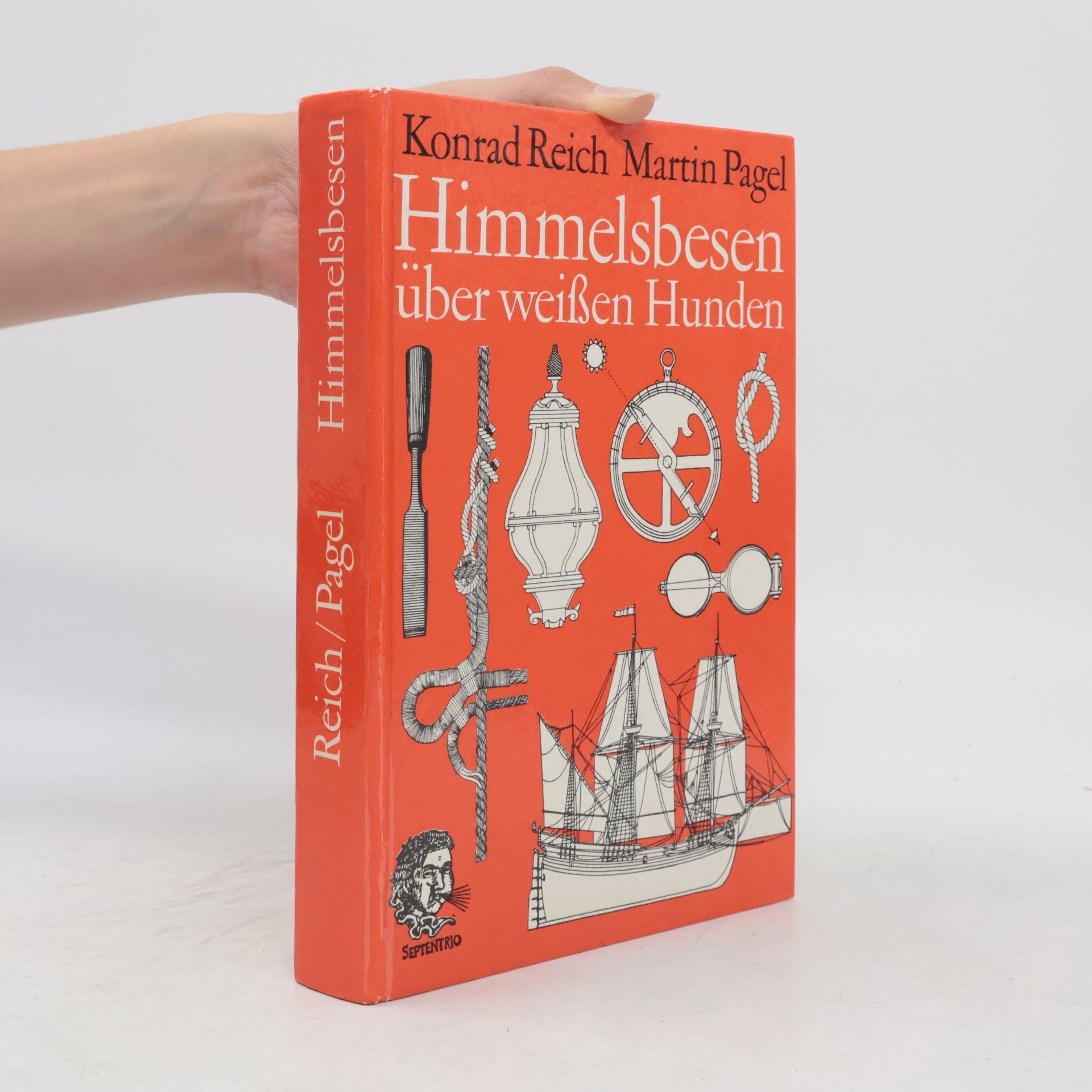 Himmelsbesen über weißen Hunden
