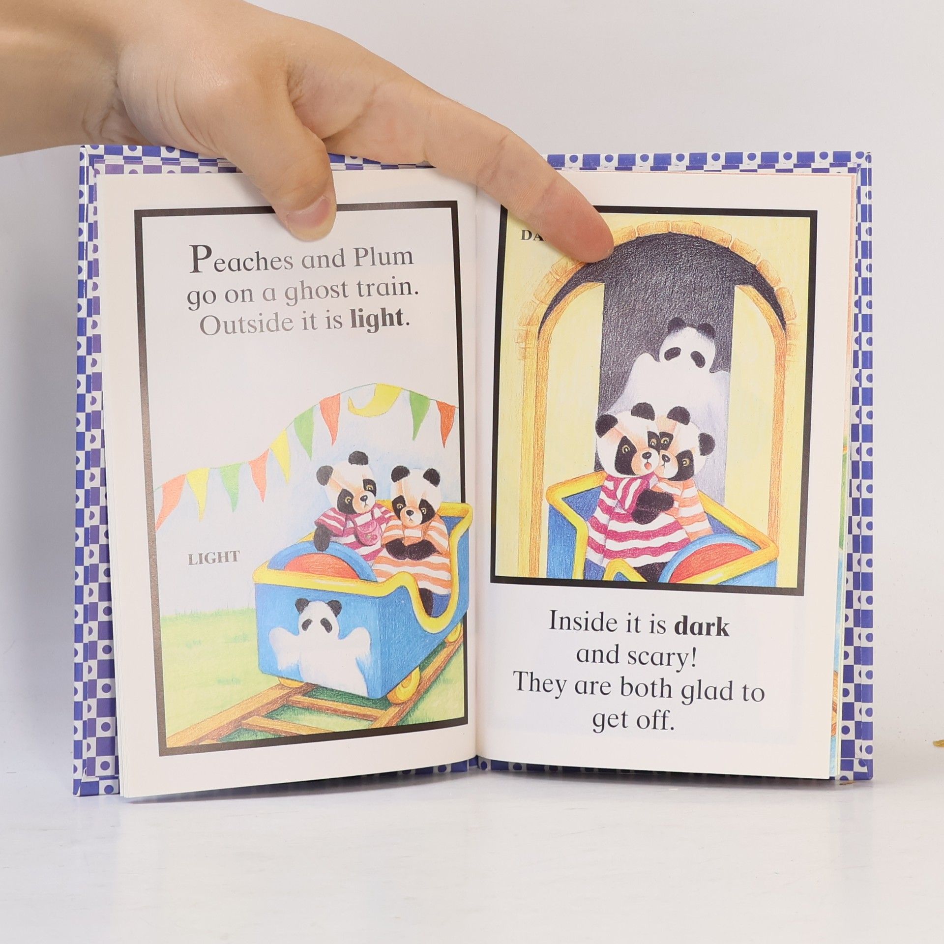 BOEY Stephane et Claire STEEDEN. Jam Panda's First Book Of Opposites