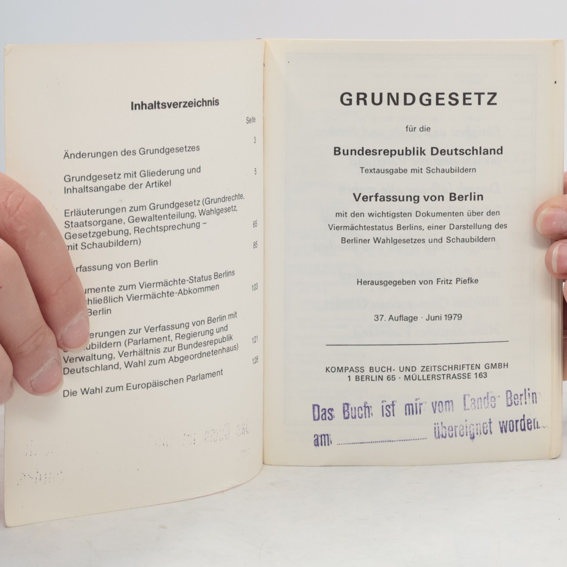 nezn. Grundgesetz