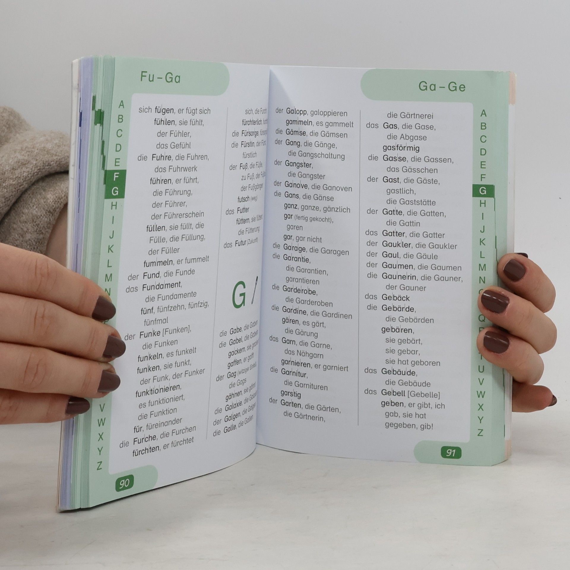 Wörterbuch für die Grundschule - mit Englischteil