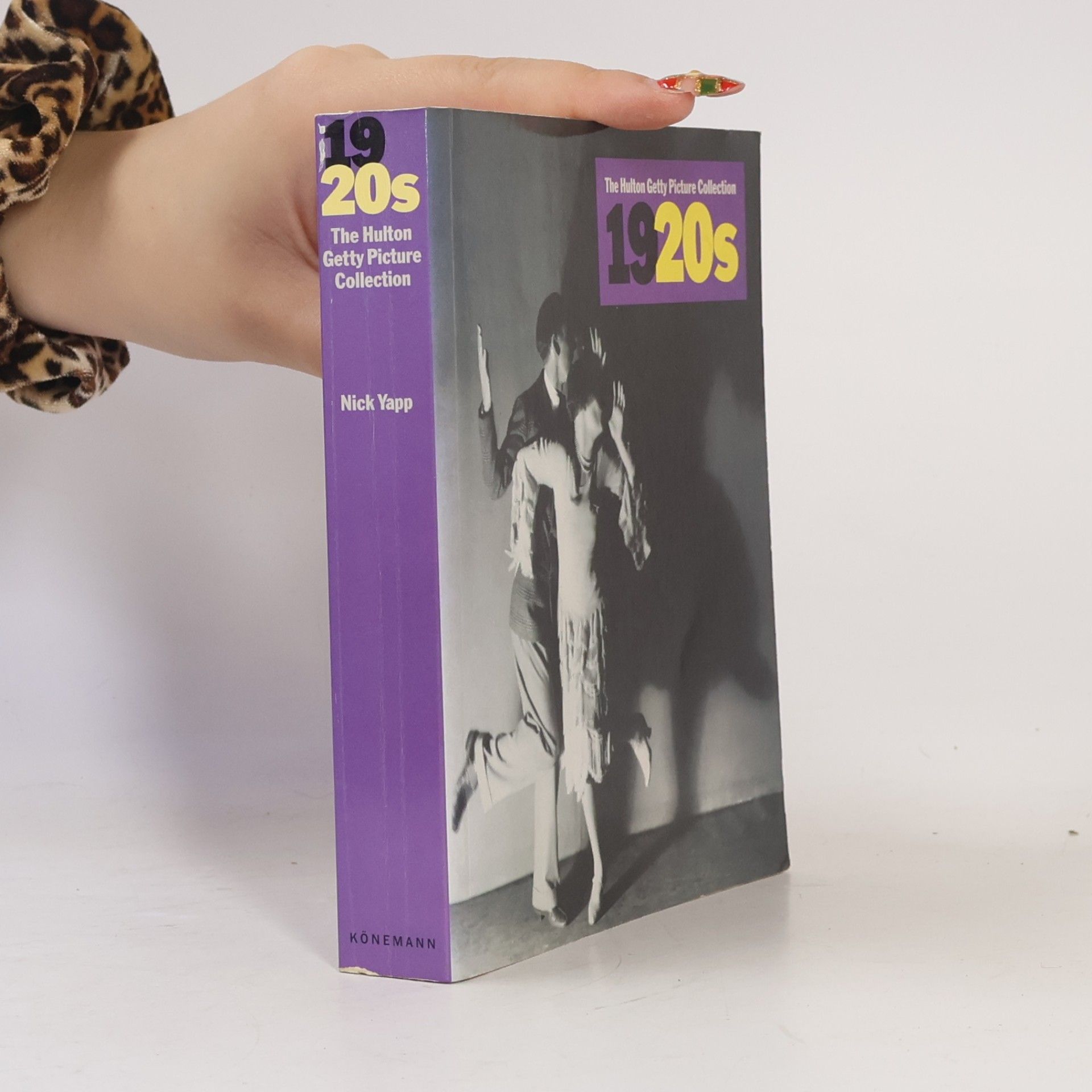 Nick Yapp 1920s : decades of the 20th century = 1920s : décennies du 20e siecle = 1920s : Dekaden des 20. Jahrhunderts