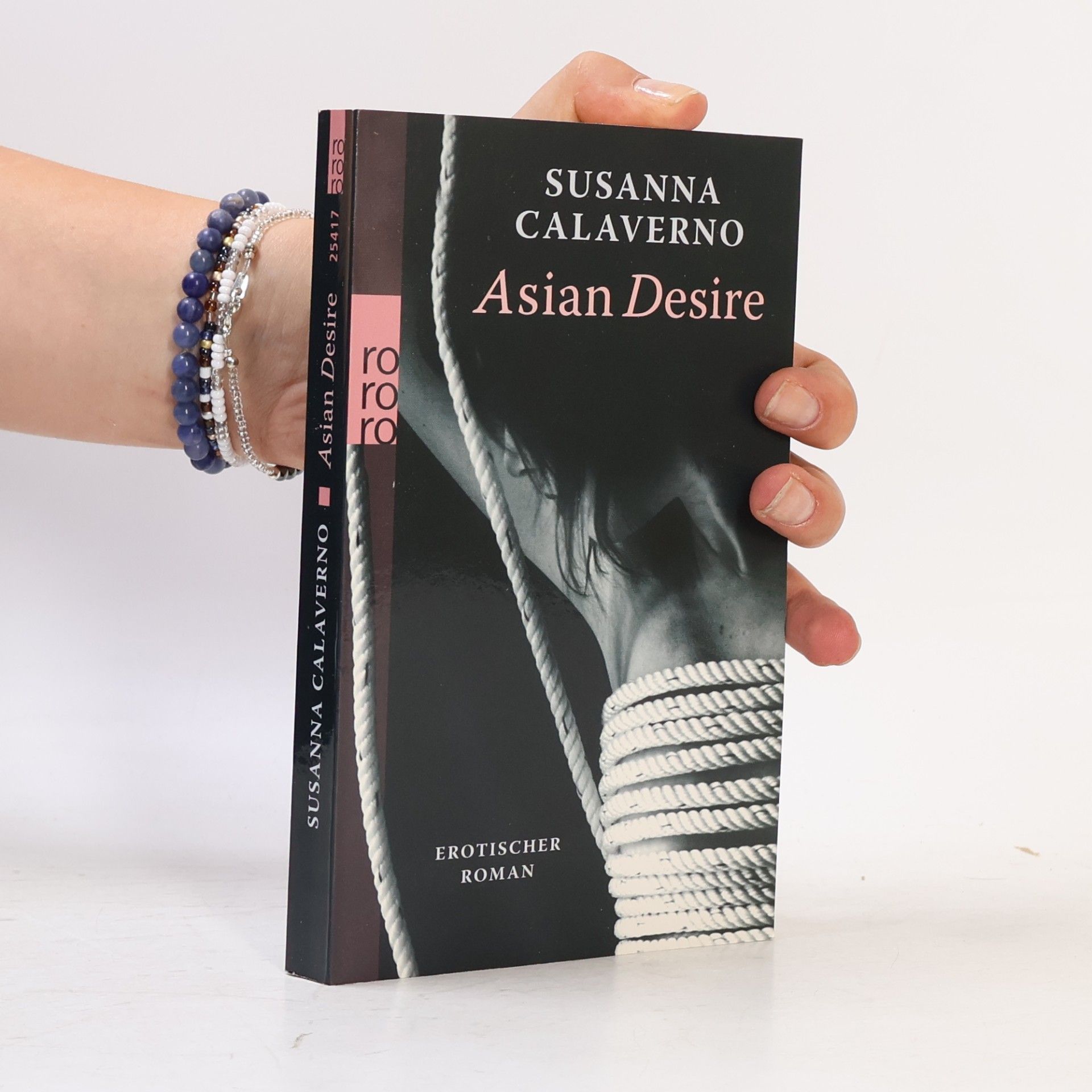 Susanna Calaverno Asian Desire
