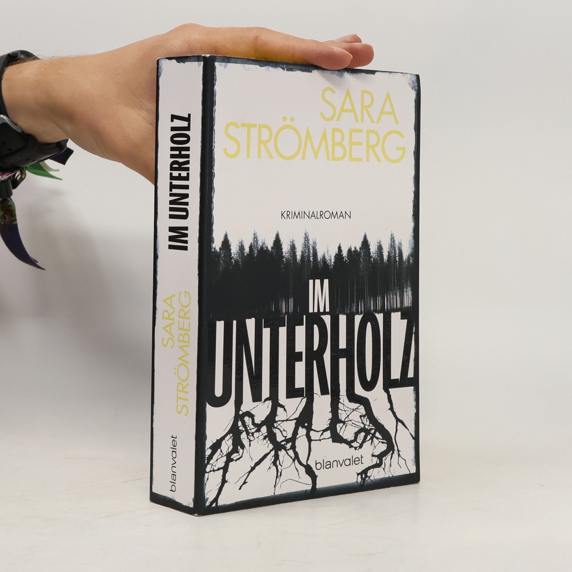 Sara Strömberg Im Unterholz