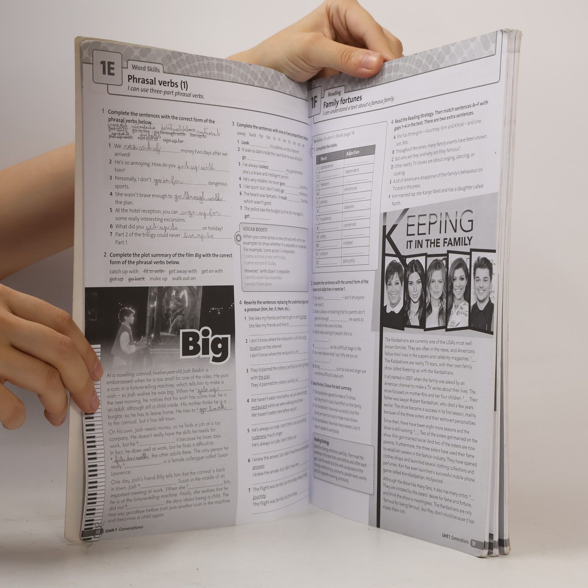 Collectif d'auteurs Maturita Solutions: Intermediate - Workbook