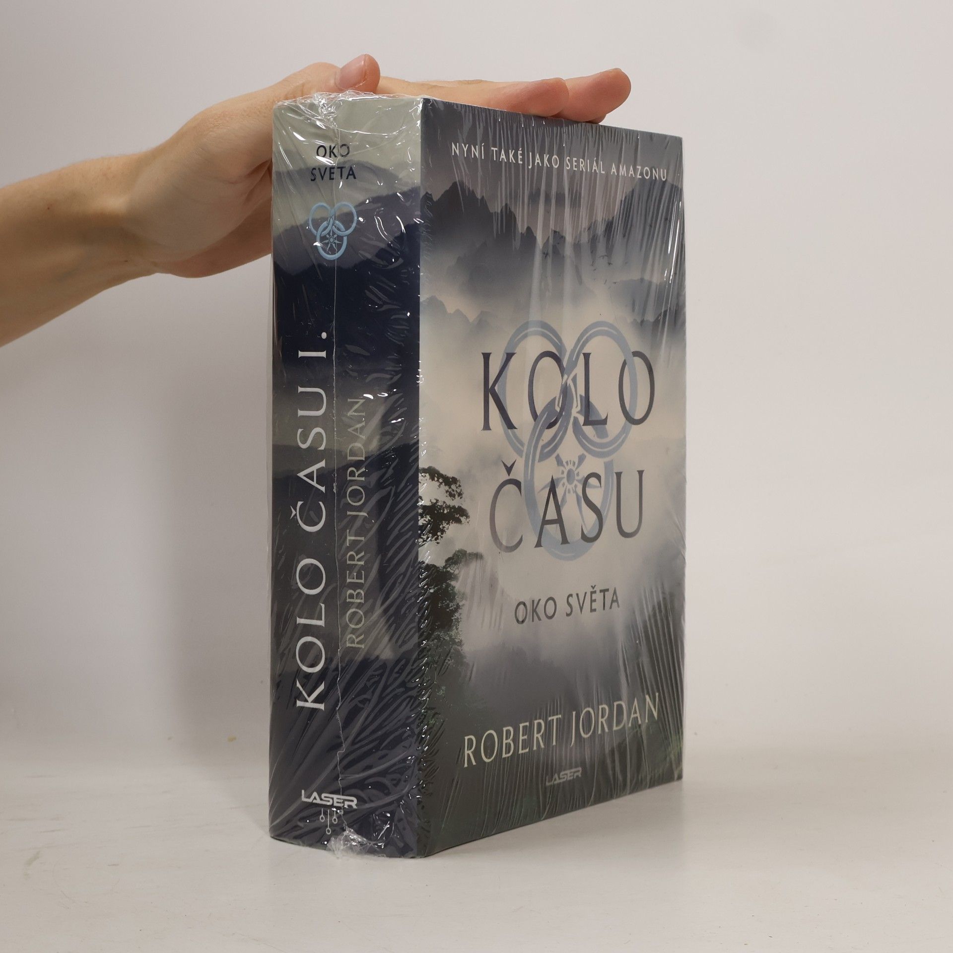 Robert Jordan Kolo času 1. Oko světa