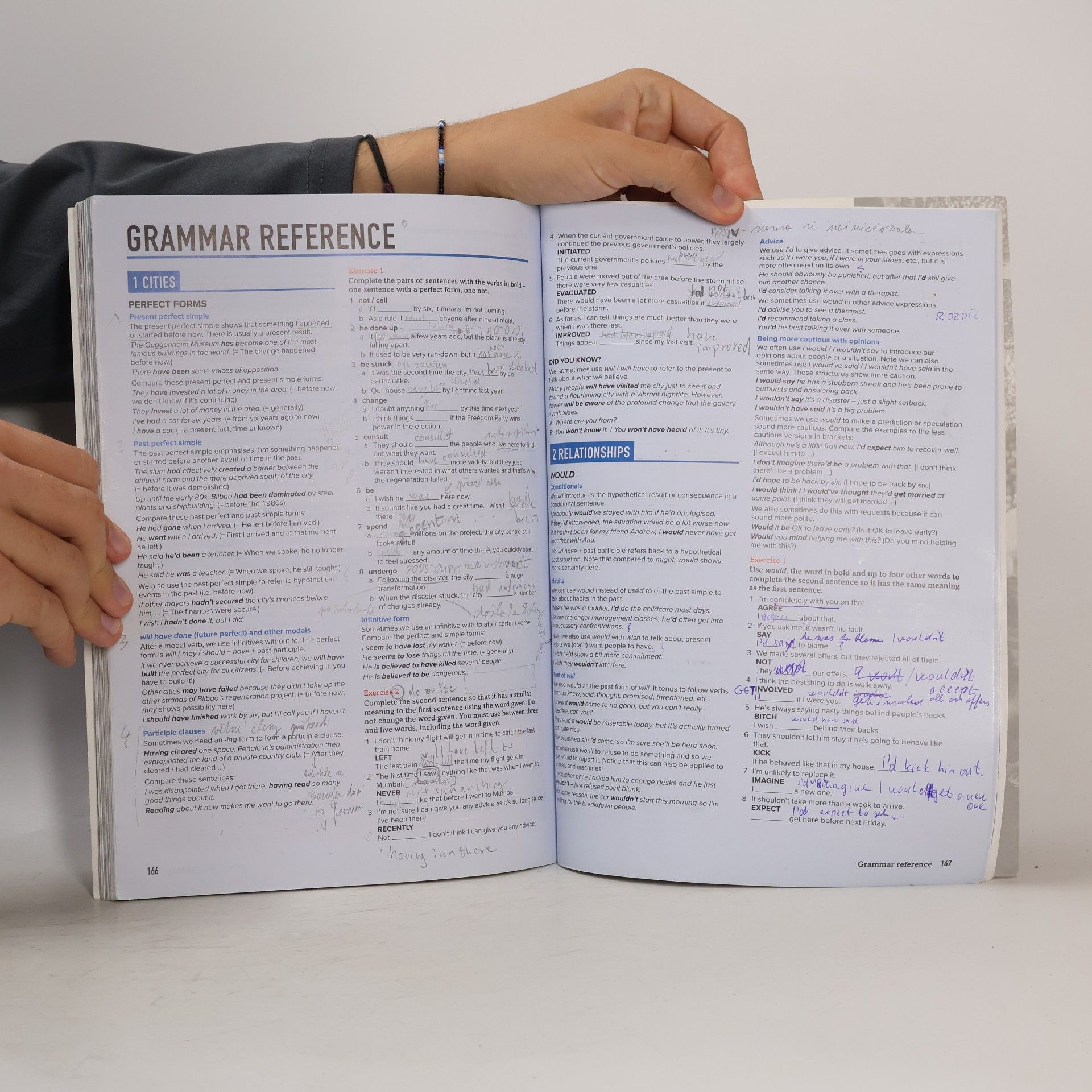 Hugh Dellar Outcomes. Advanced: Student's book