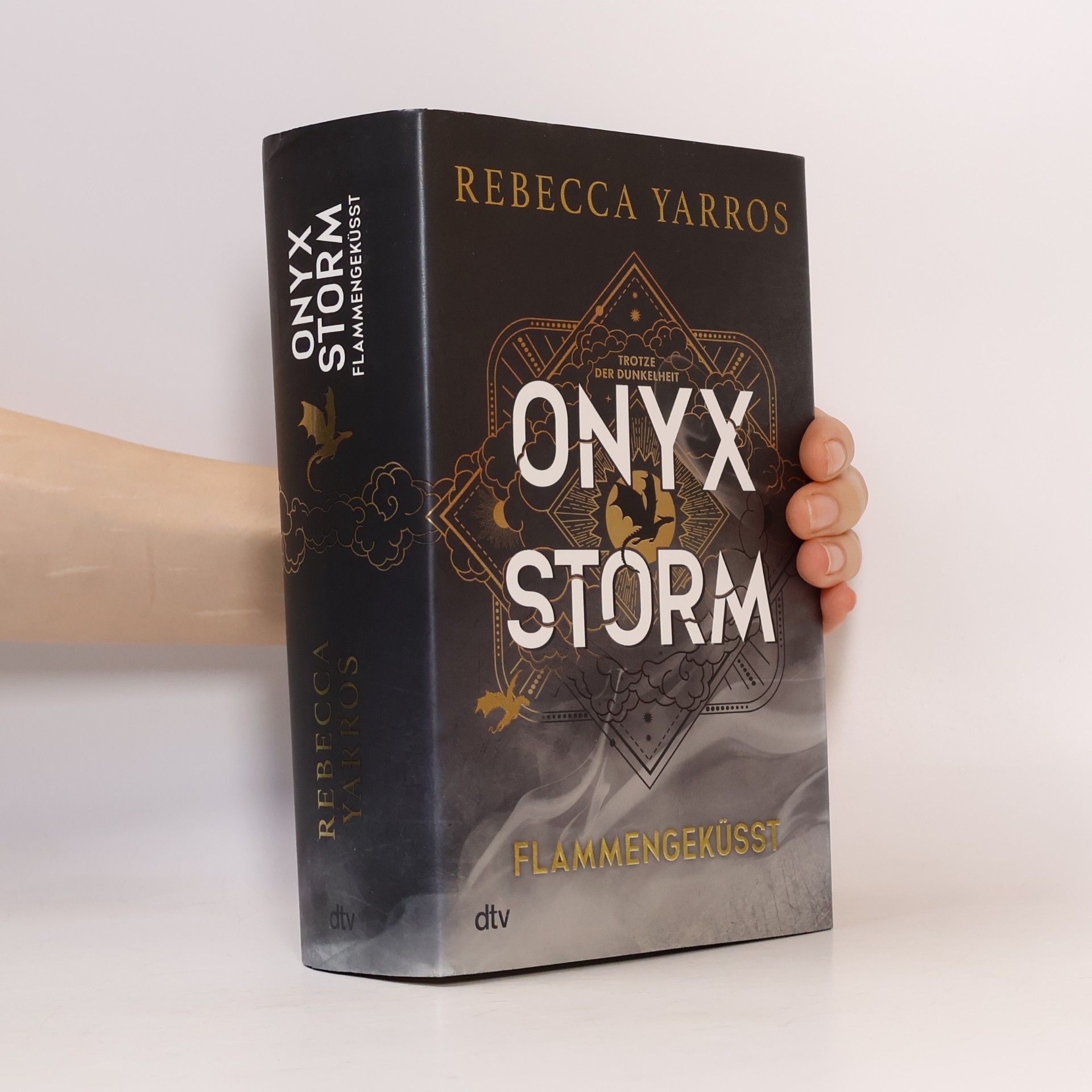 Rebecca Yarros Onyx Storm. Flammengeküsst
