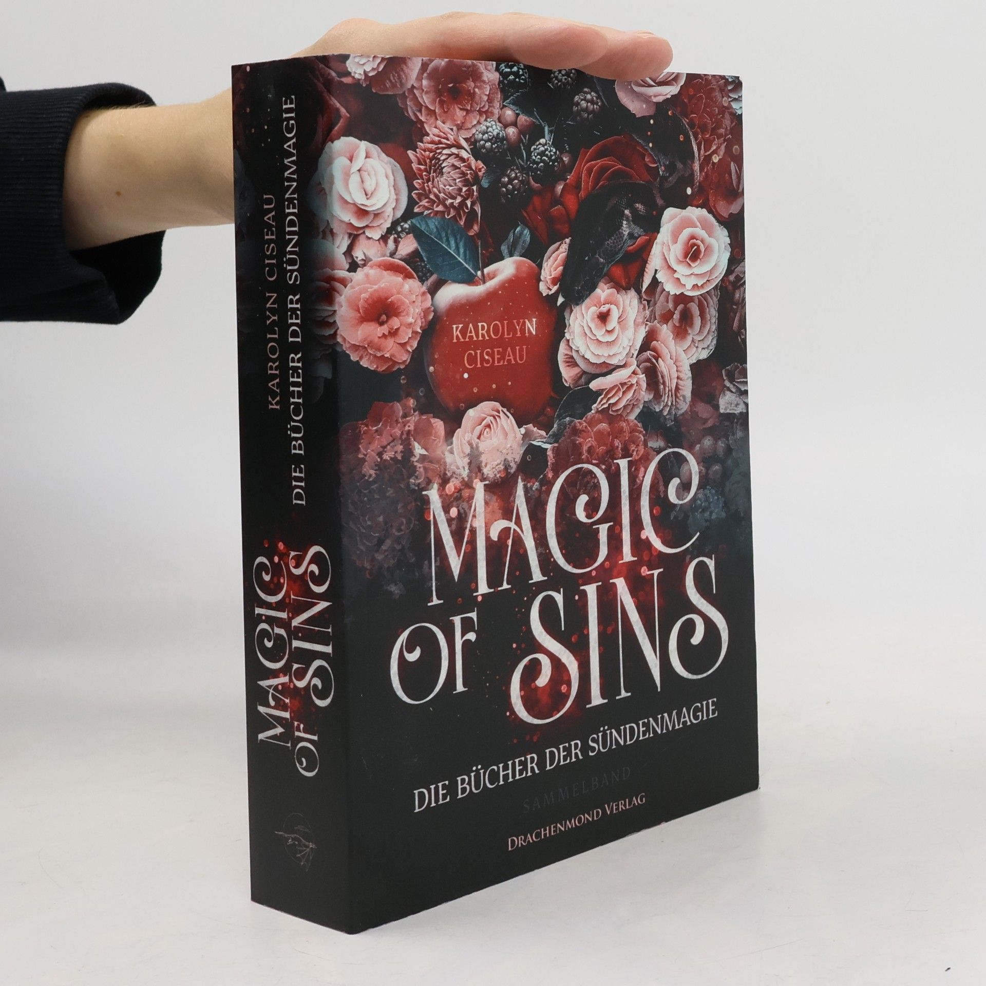 Karolyn Ciseau Magic of Sins. Düster-verführerische Romantasy I mit Farbschnitt