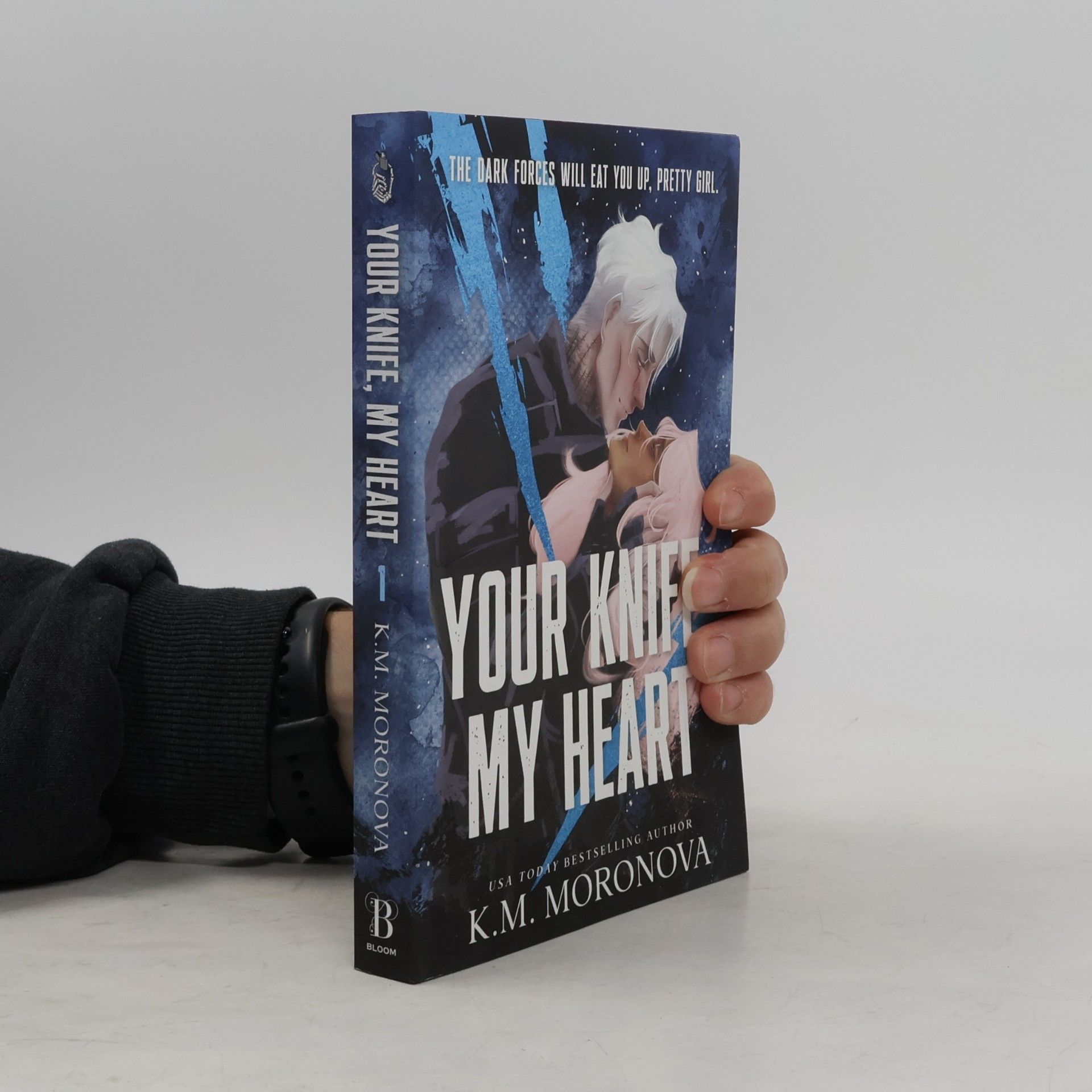 K M Moronova Dark Forces - 1: Your Knife, My Heart