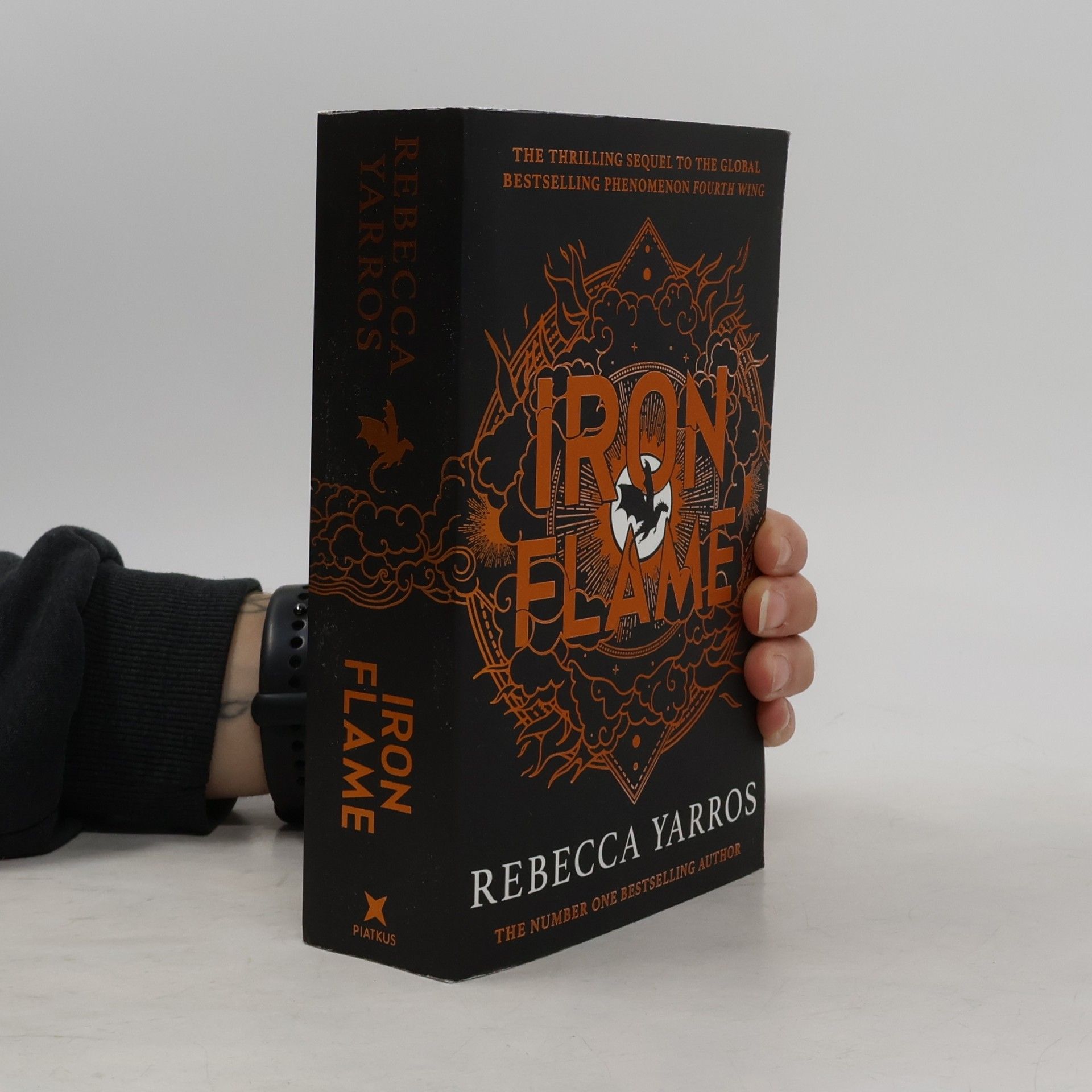 Rebecca Yarros Iron Flame