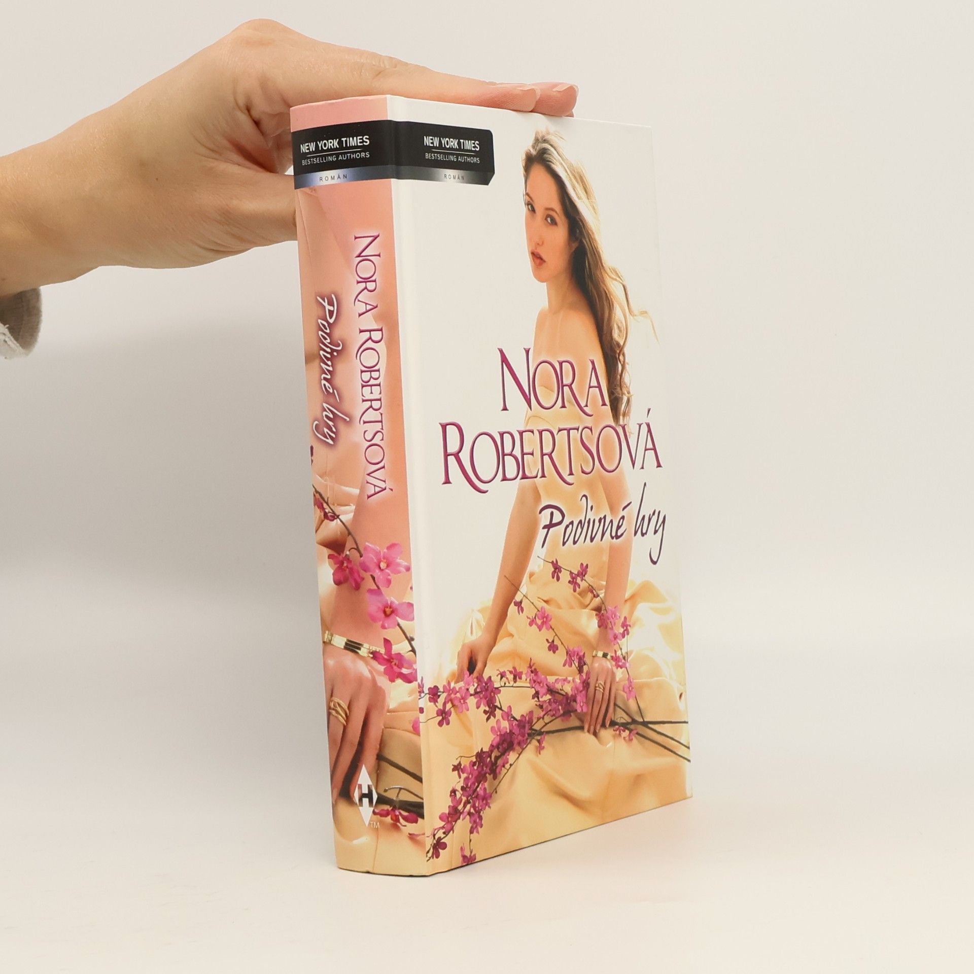 Nora Roberts Podivné hry