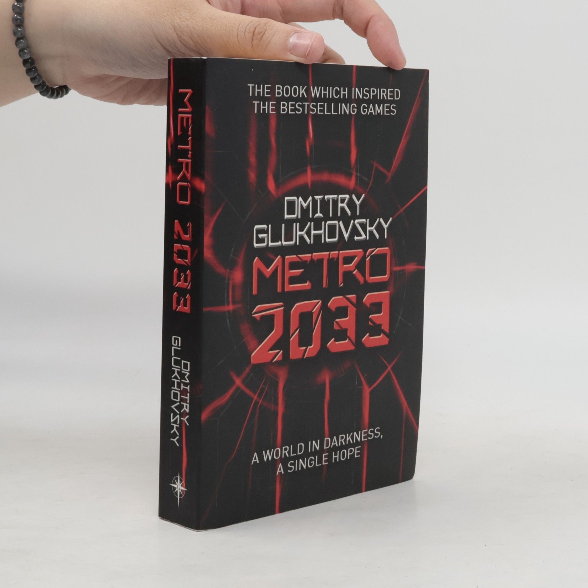 Dmitry Gluchovsky Metro 2033