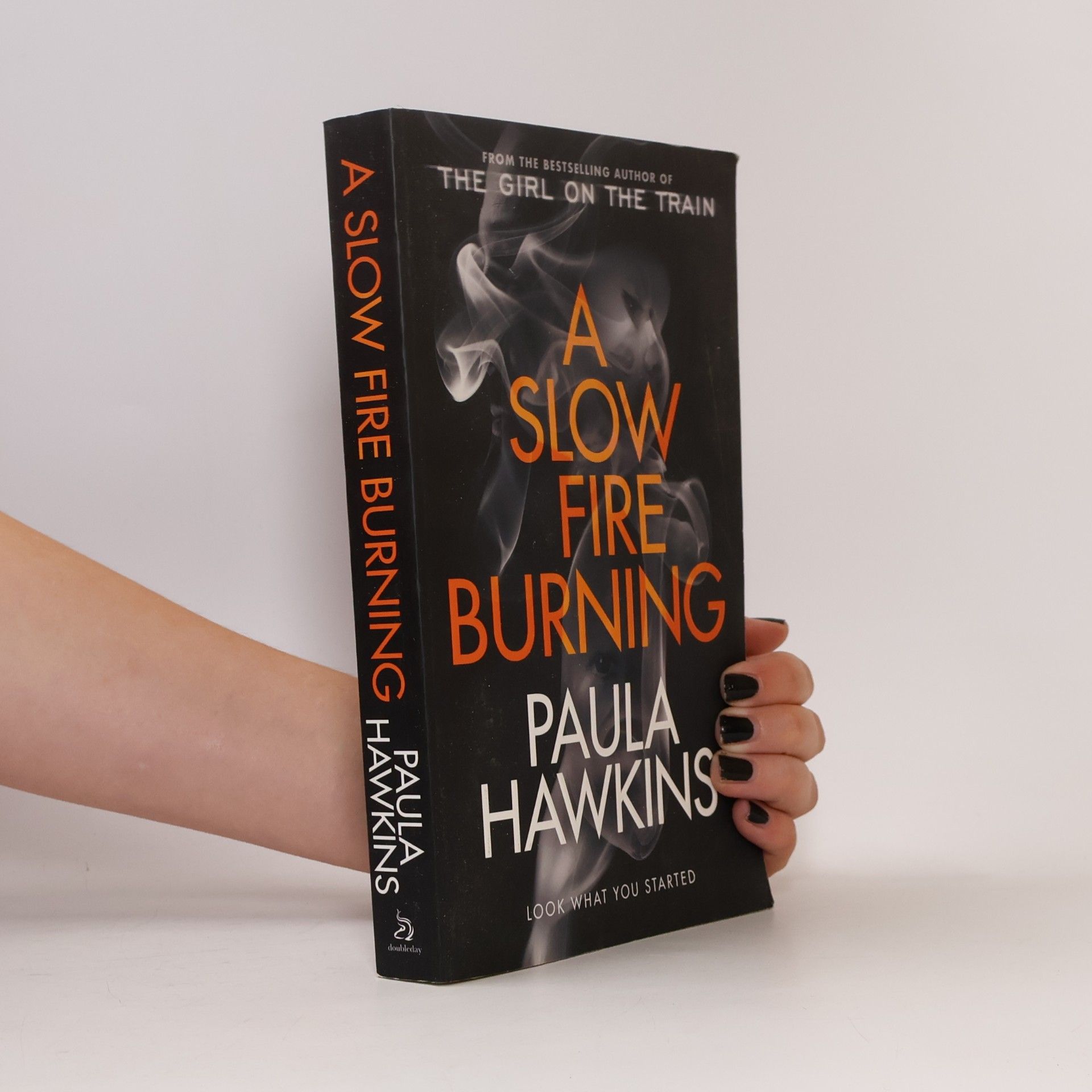 Paula Hawkins A Slow Fire Burning
