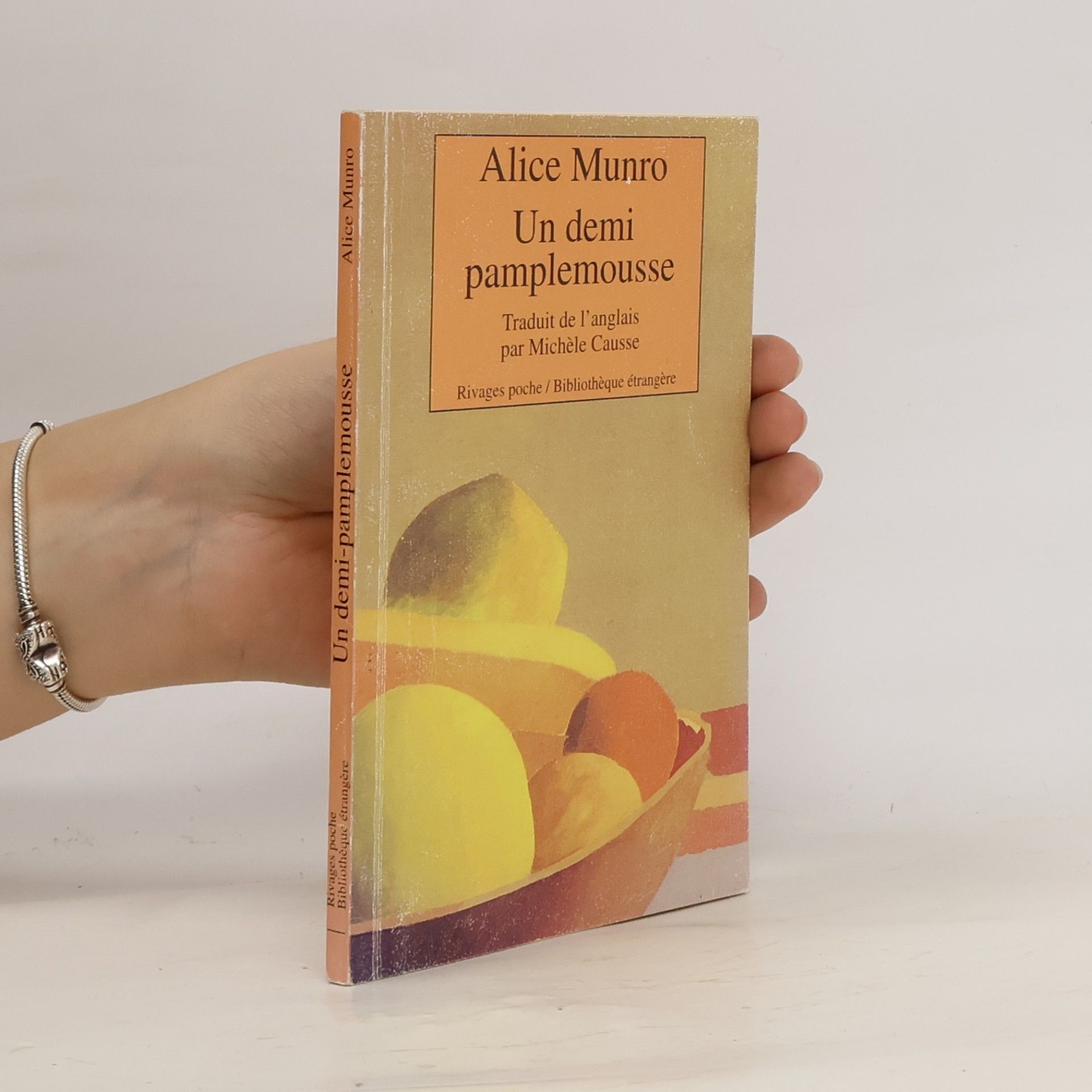 Michèle Causse Un demi pamplemousse