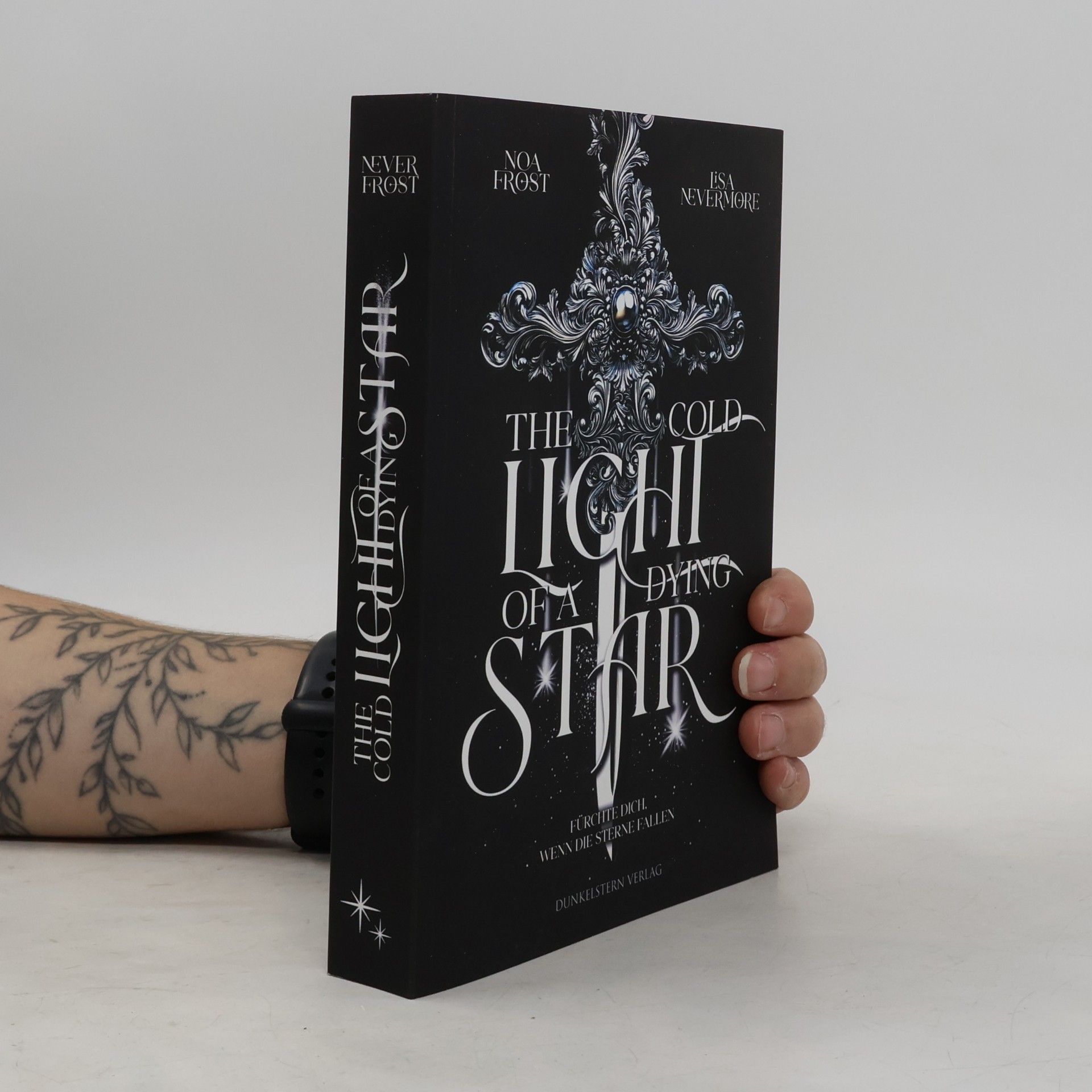 Noa Frost The Cold Light of Dying Star