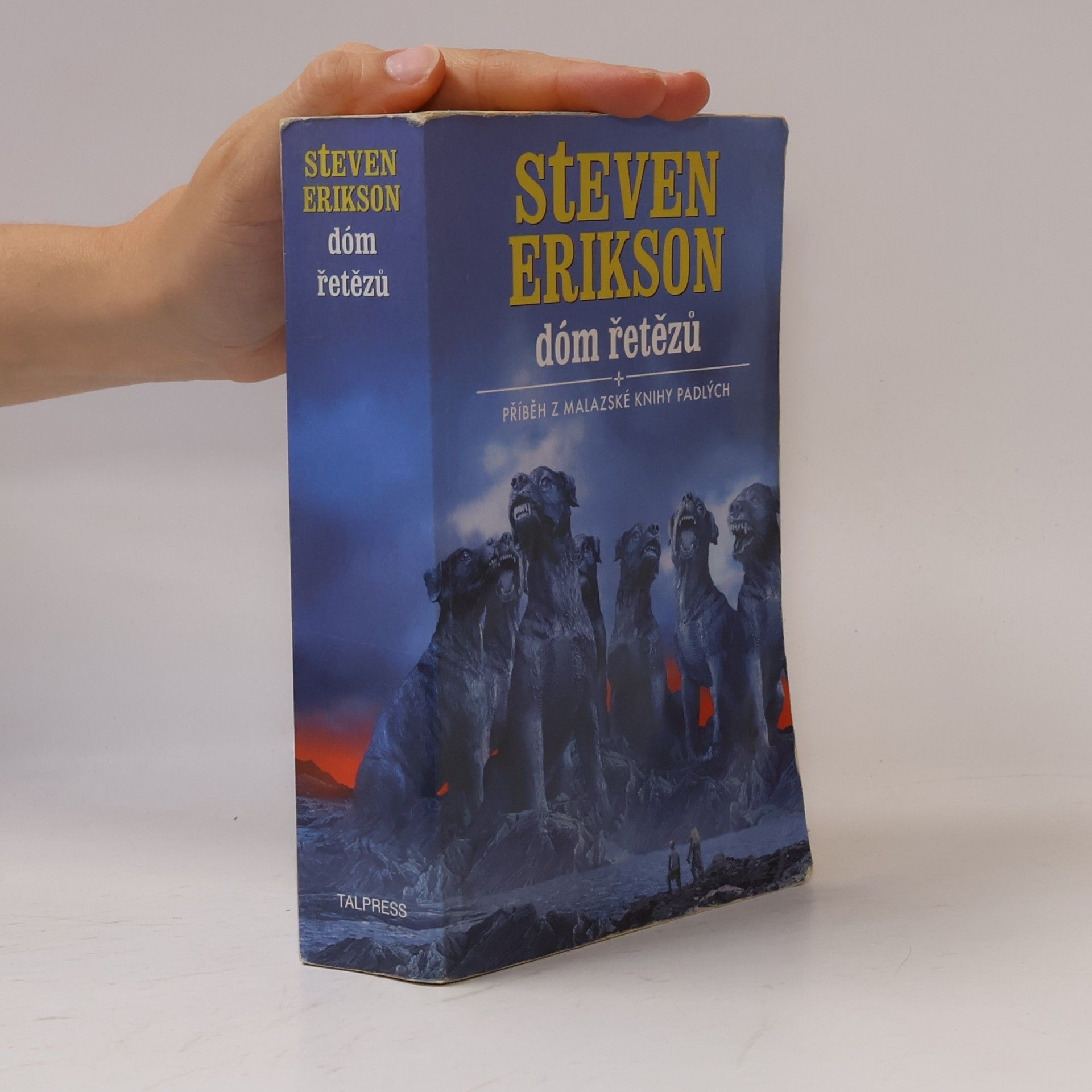 Steven Erikson Dóm řetězů