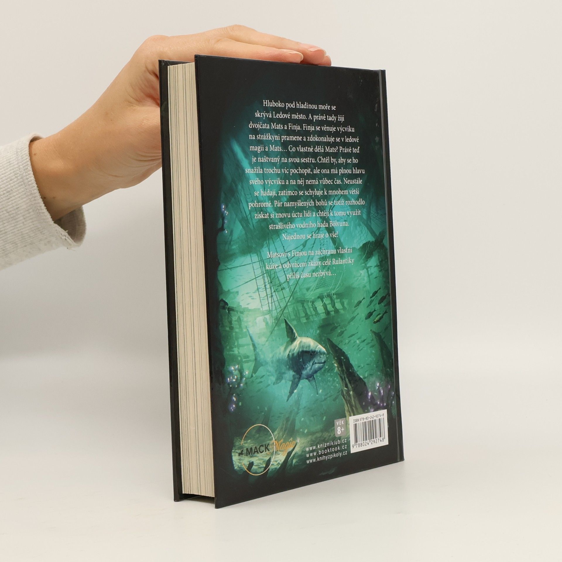 Jana Van Luxemburg Rulantika. Spiknutí bohů