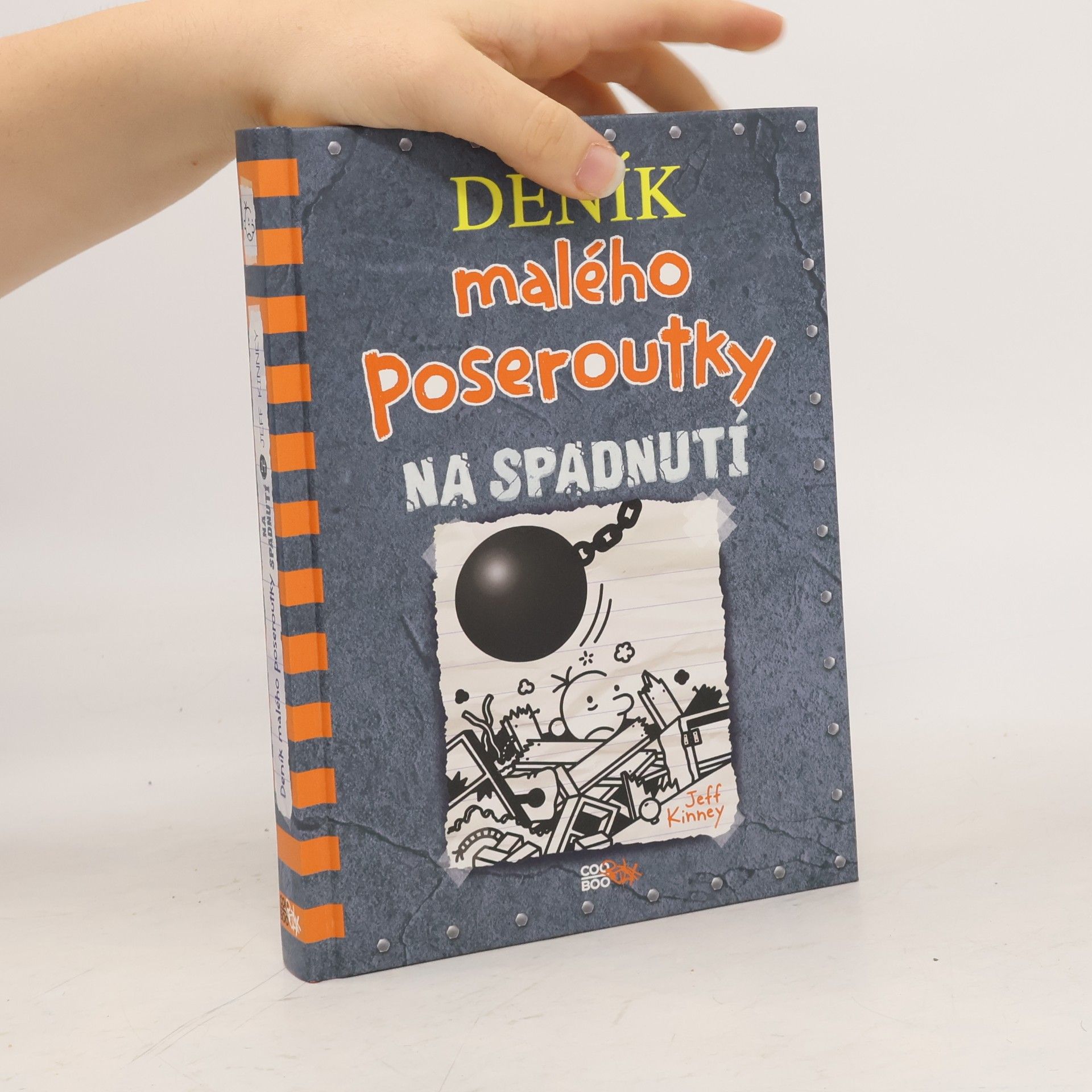 Jeff Kinney Deník malého poseroutky 14. Na spadnutí