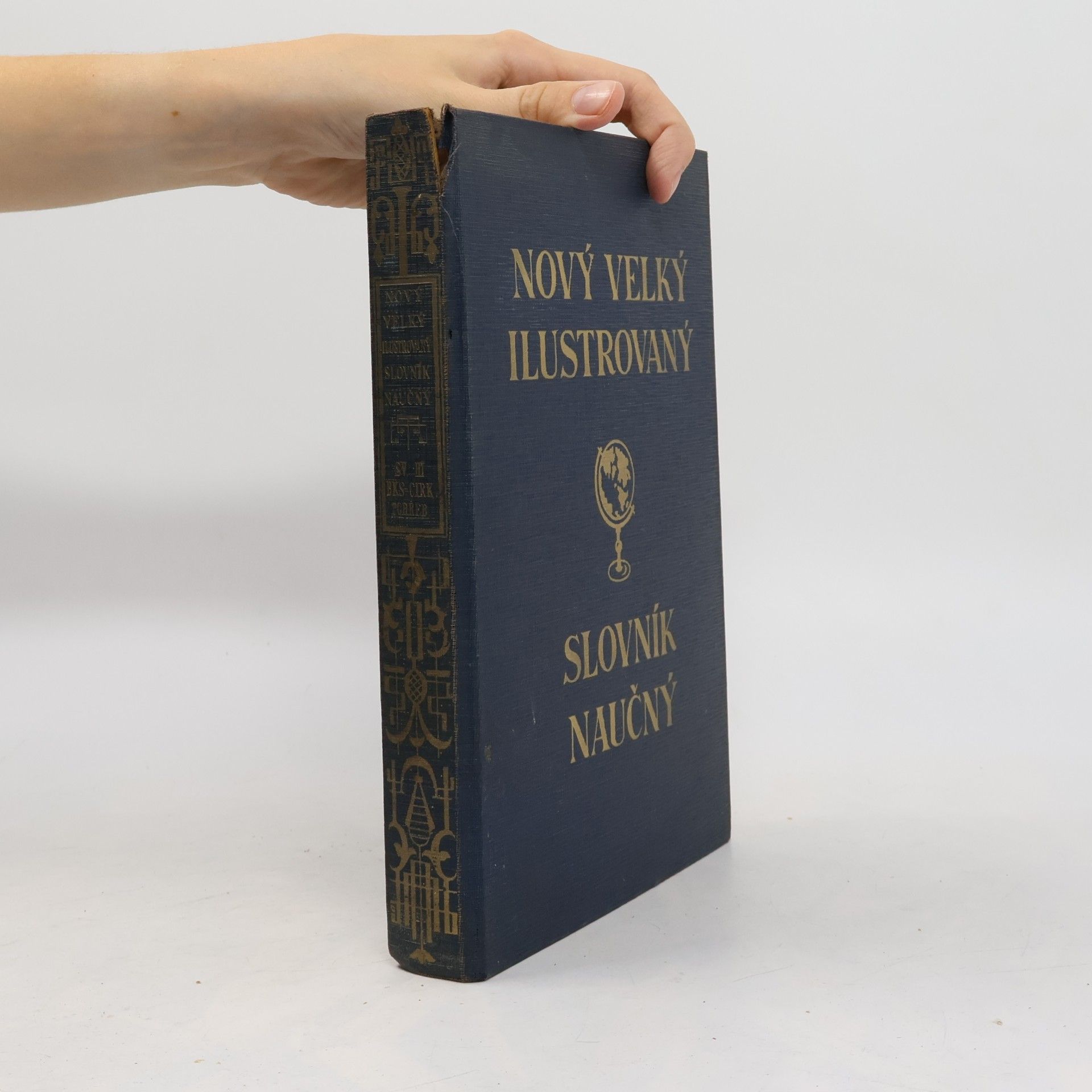 Various authors Nový velký ilustrovaný slovník naučný III. Bks-Církevní pohřeb