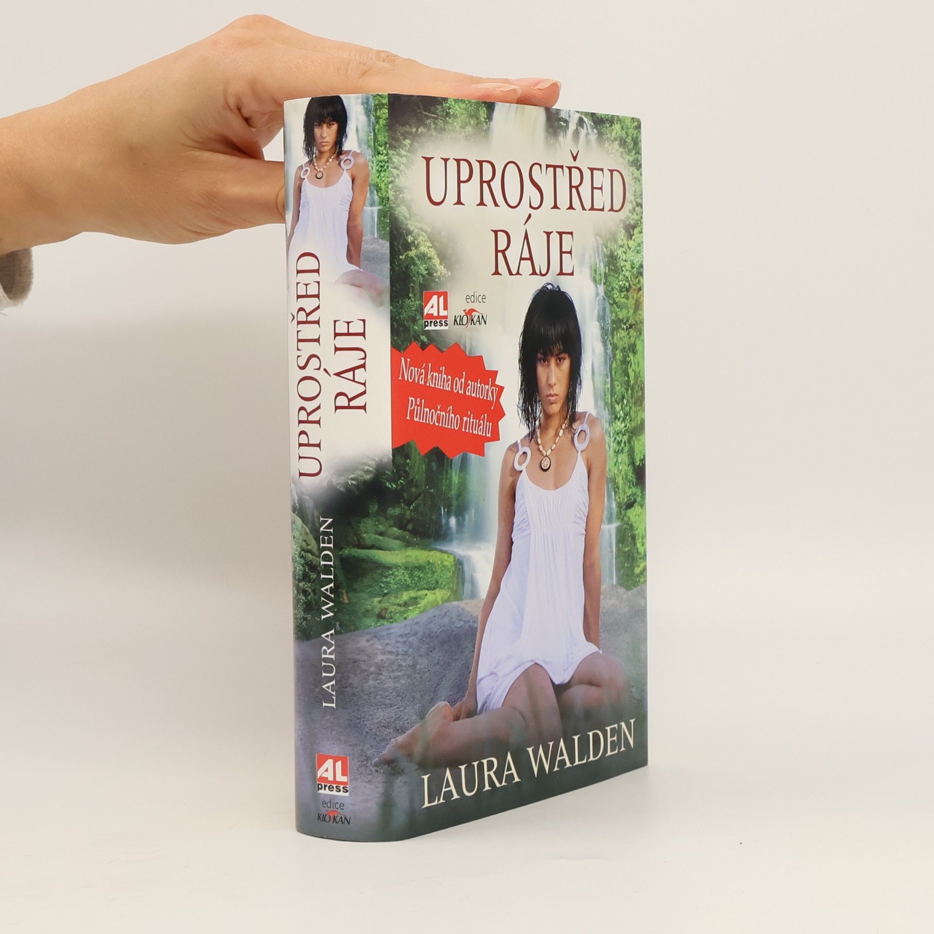 Laura Walden Uprostřed ráje