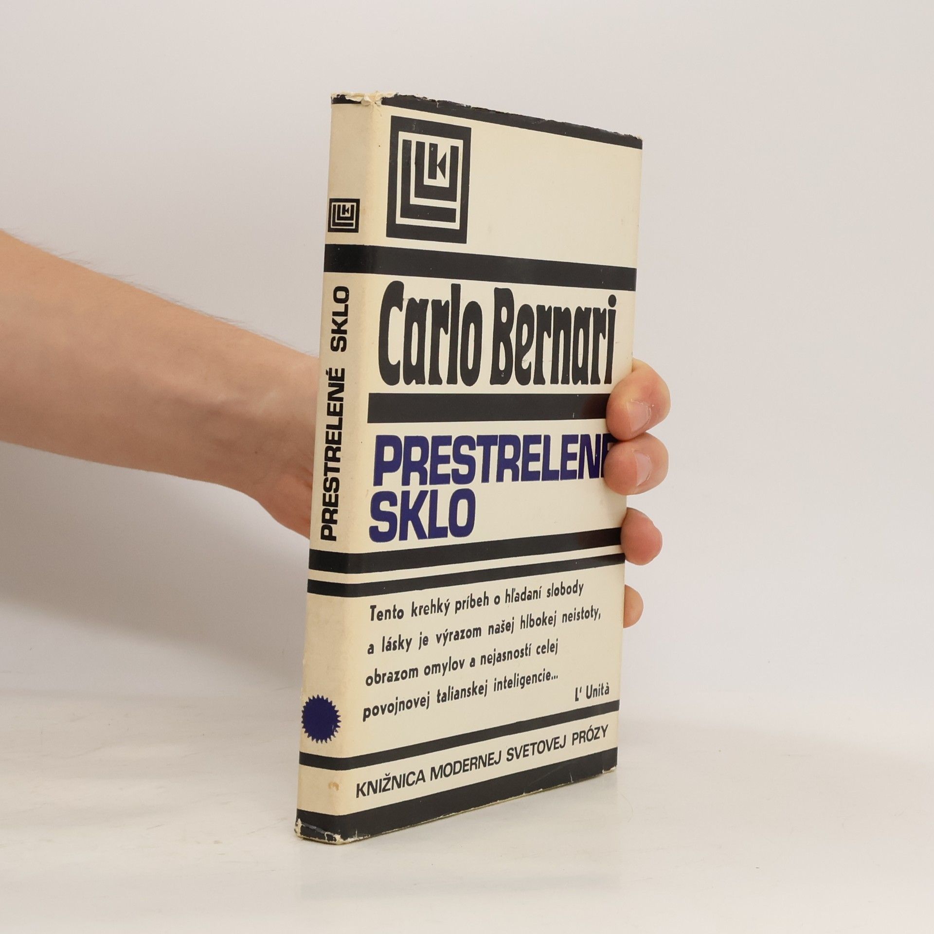 Carlo Bernari Prestrelené sklo