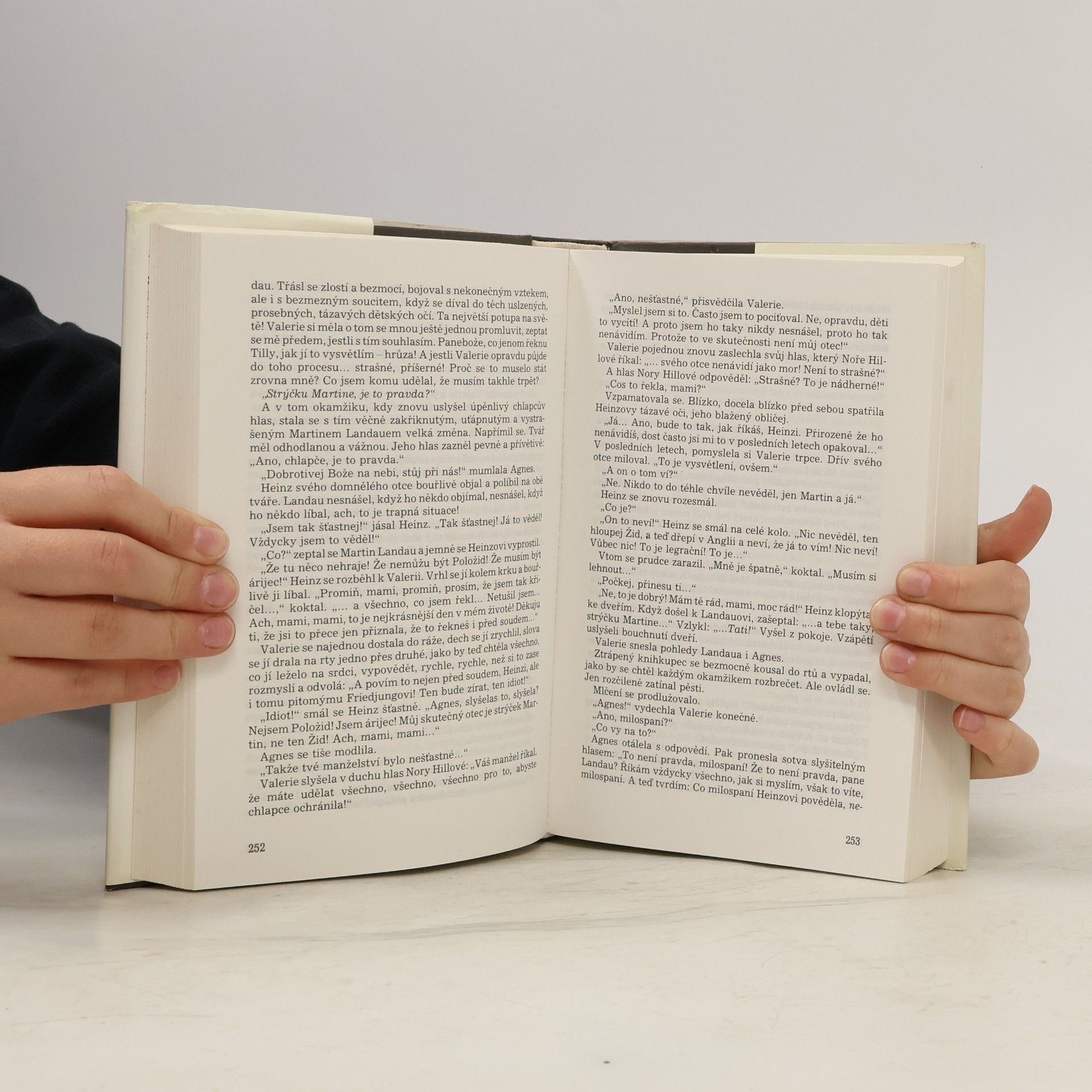 Johannes Mario Simmel A Jimmy šel za duhou