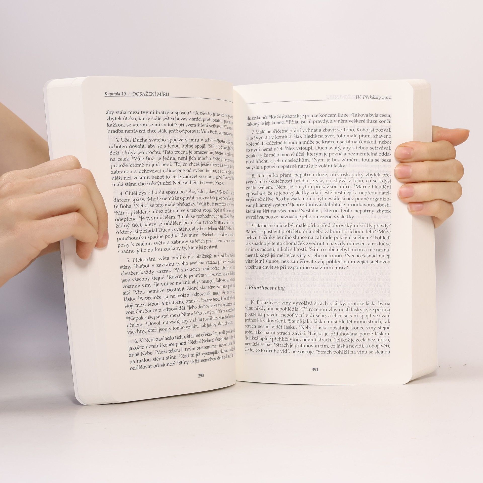 Prema Nesbit Kurz zázraků : úplné vydání