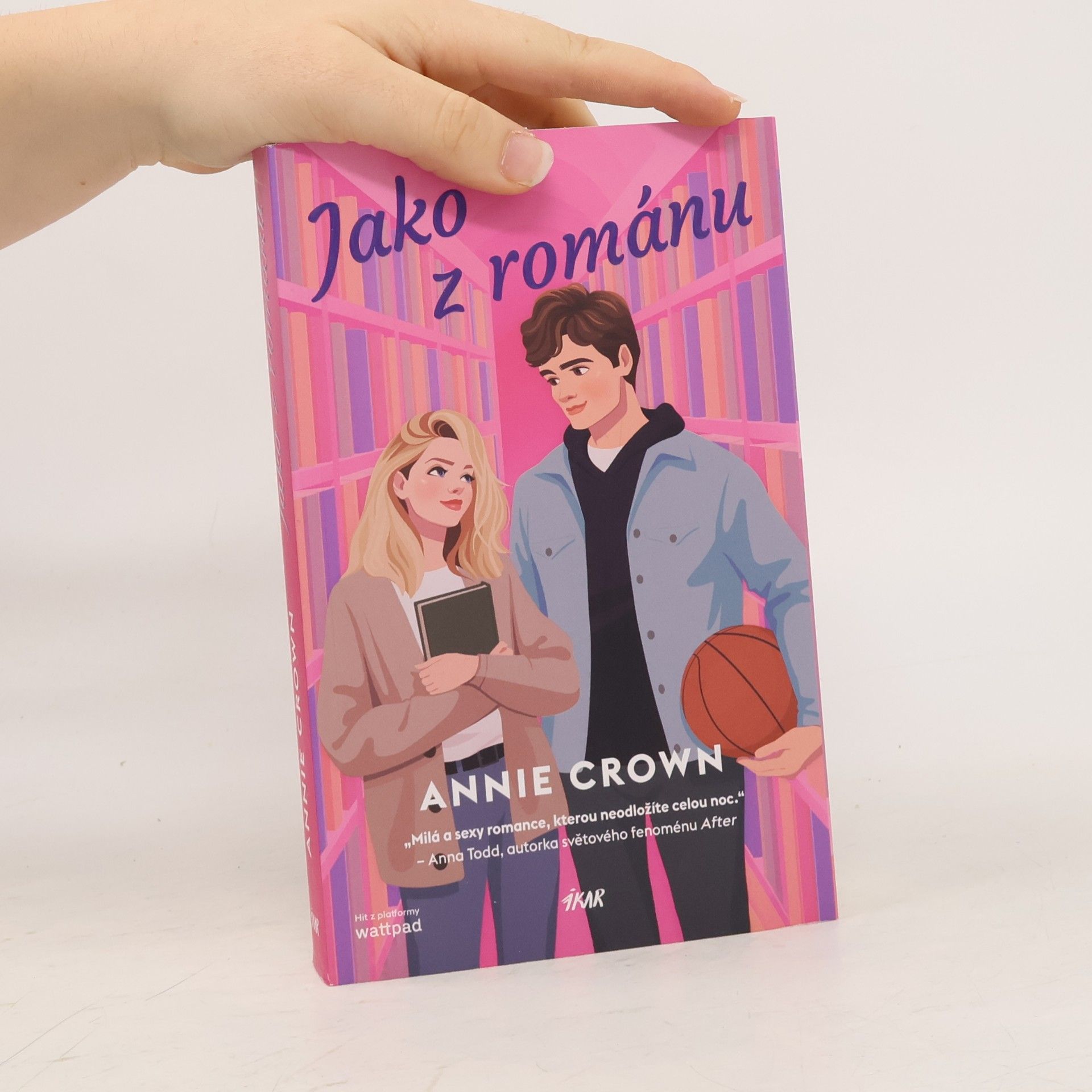 Annie Crown Jako z románu
