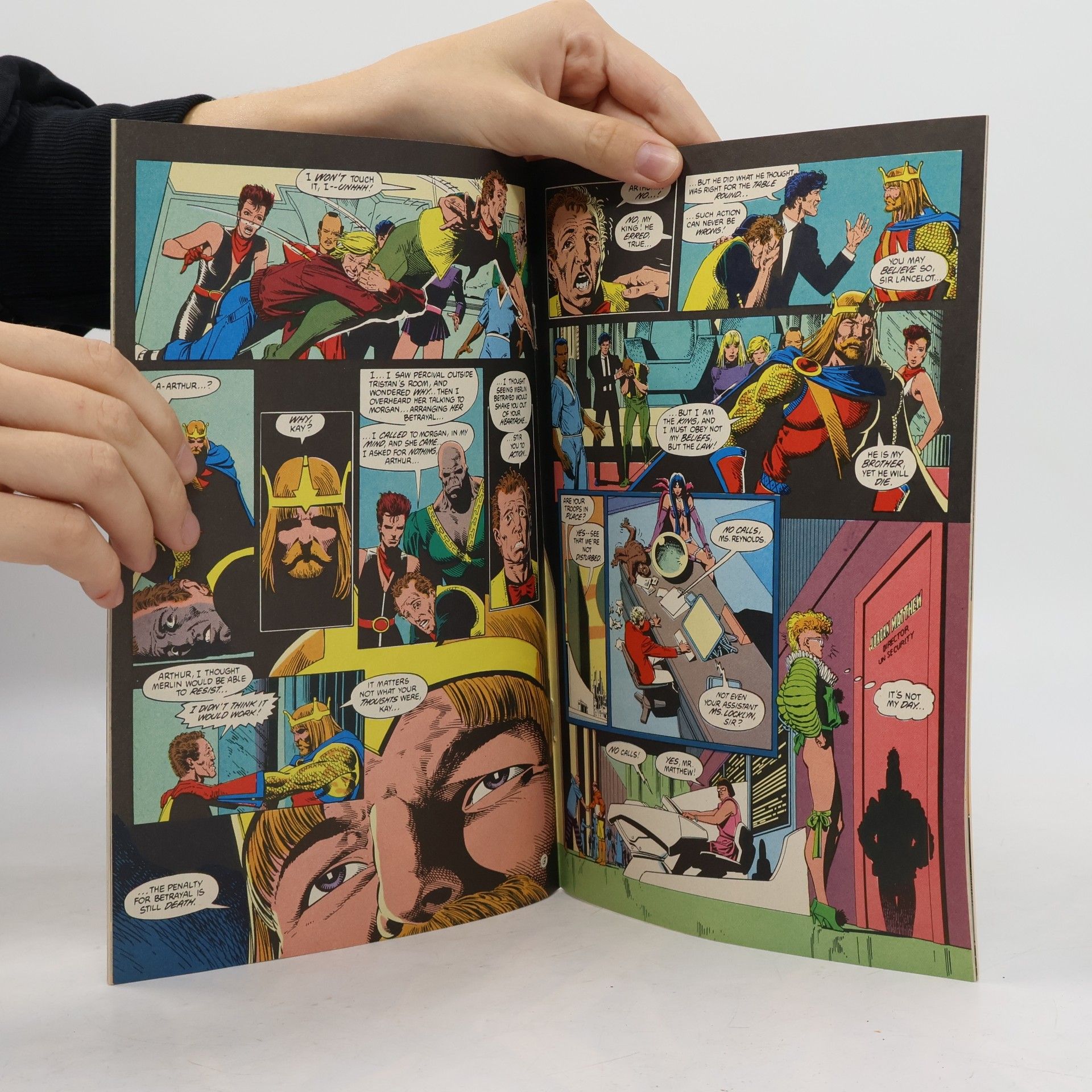 Mike W. Barr Camelot 3000 Vol. 2 No. 8