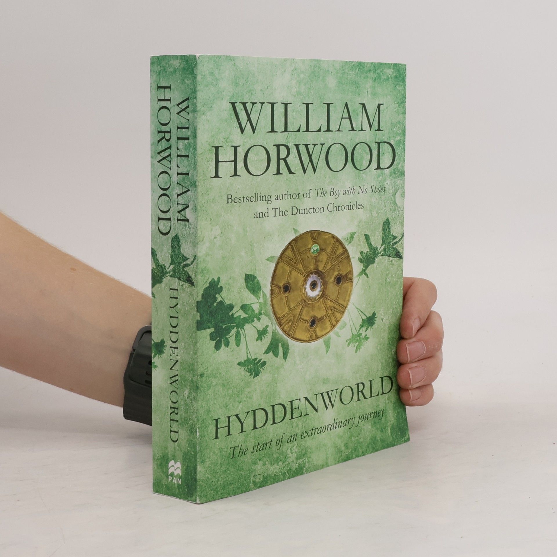 William Horwood Hyddenworld