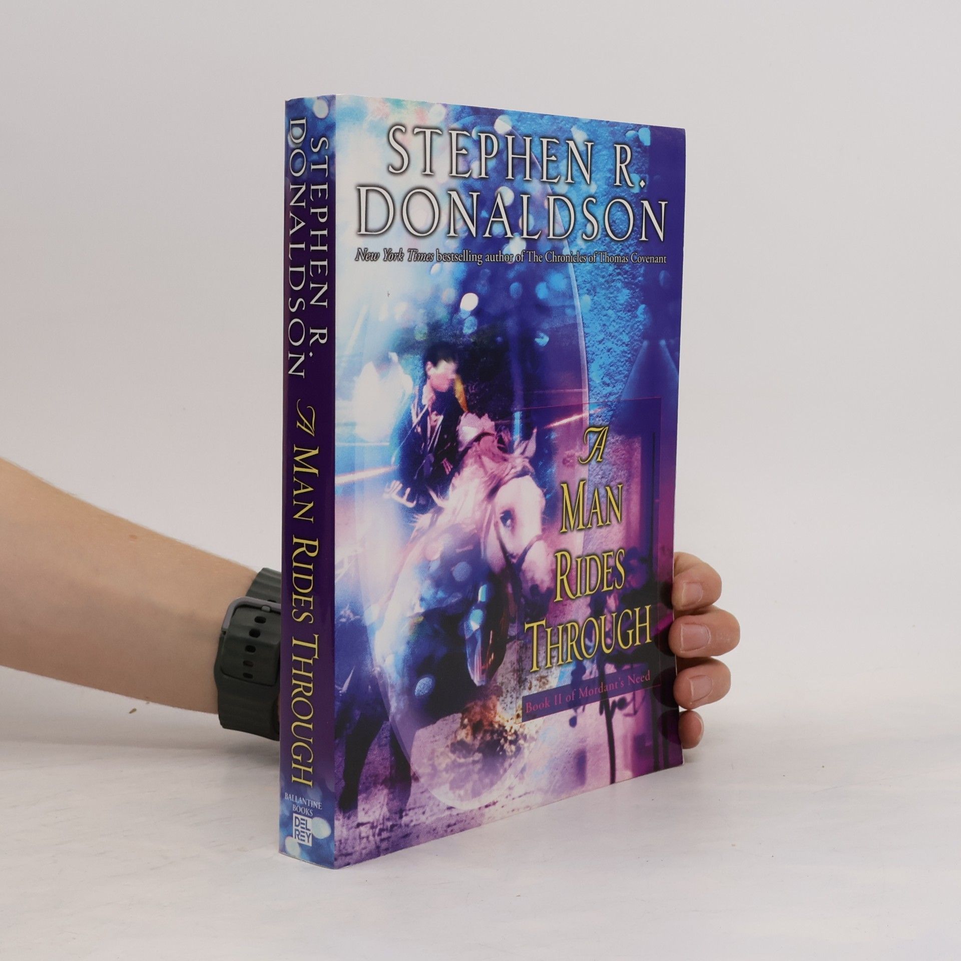 Stephen R. Donaldson A Man Rides Through