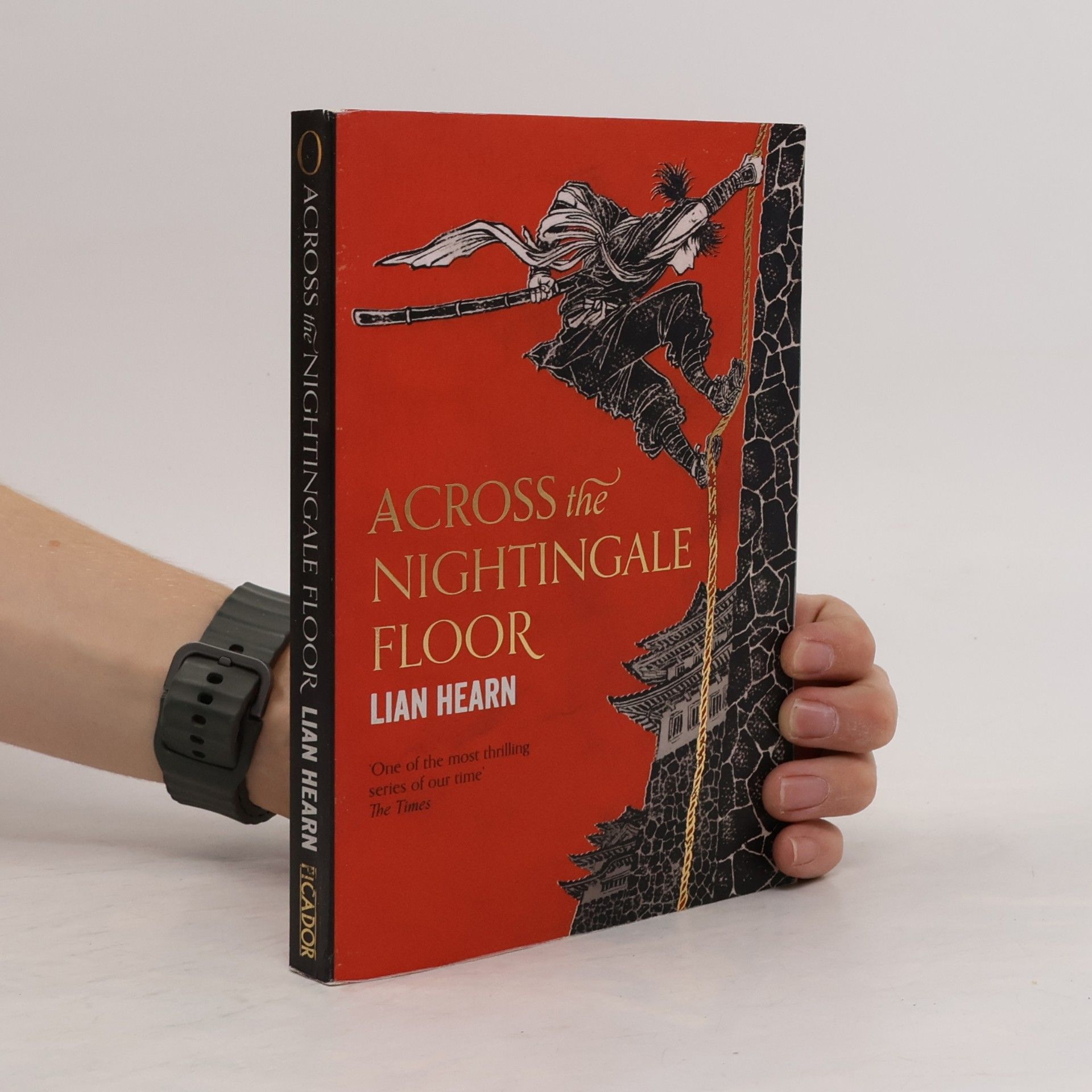 Lian Hearn Across the Nightingale Floor