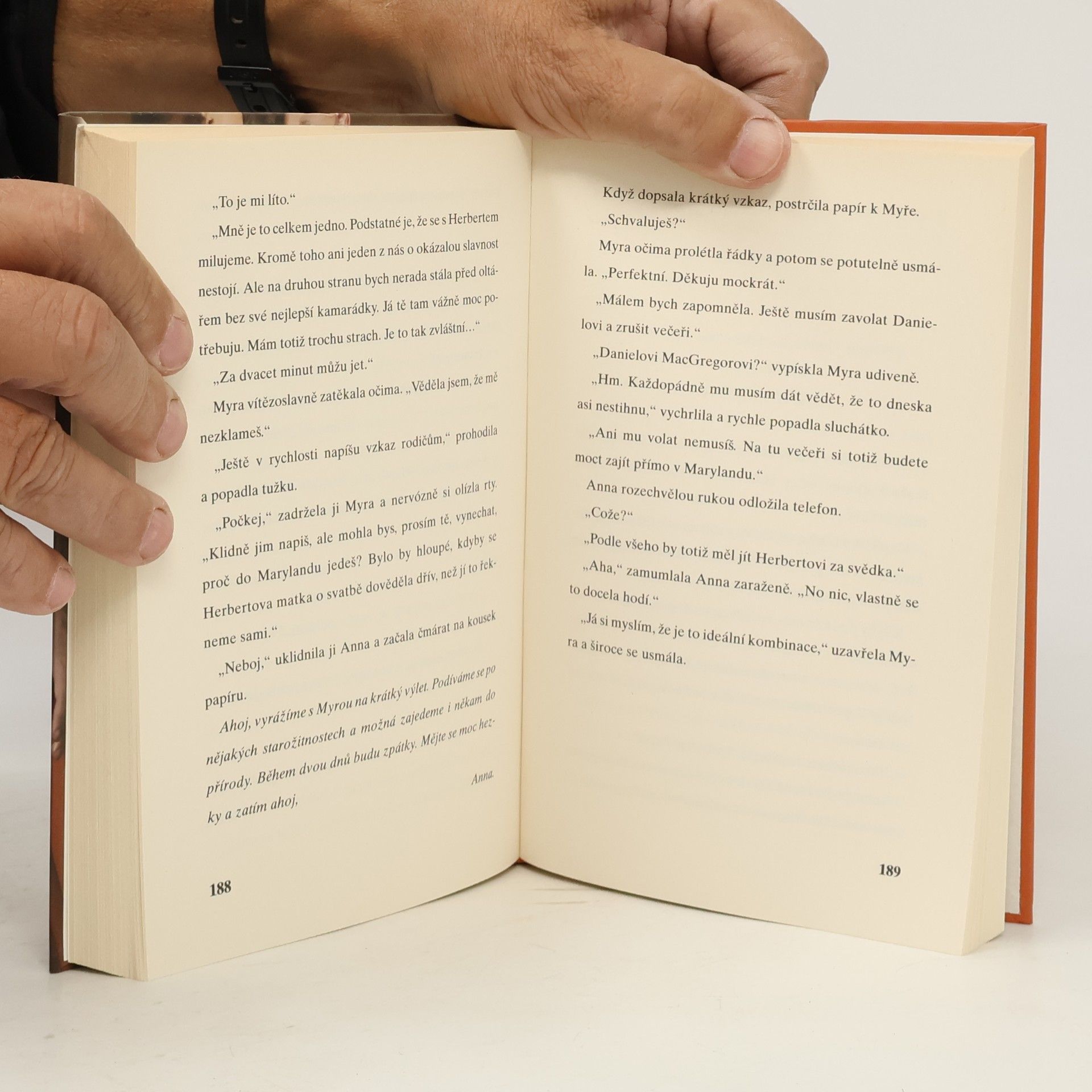 Nora Roberts Neodbytný ctitel
