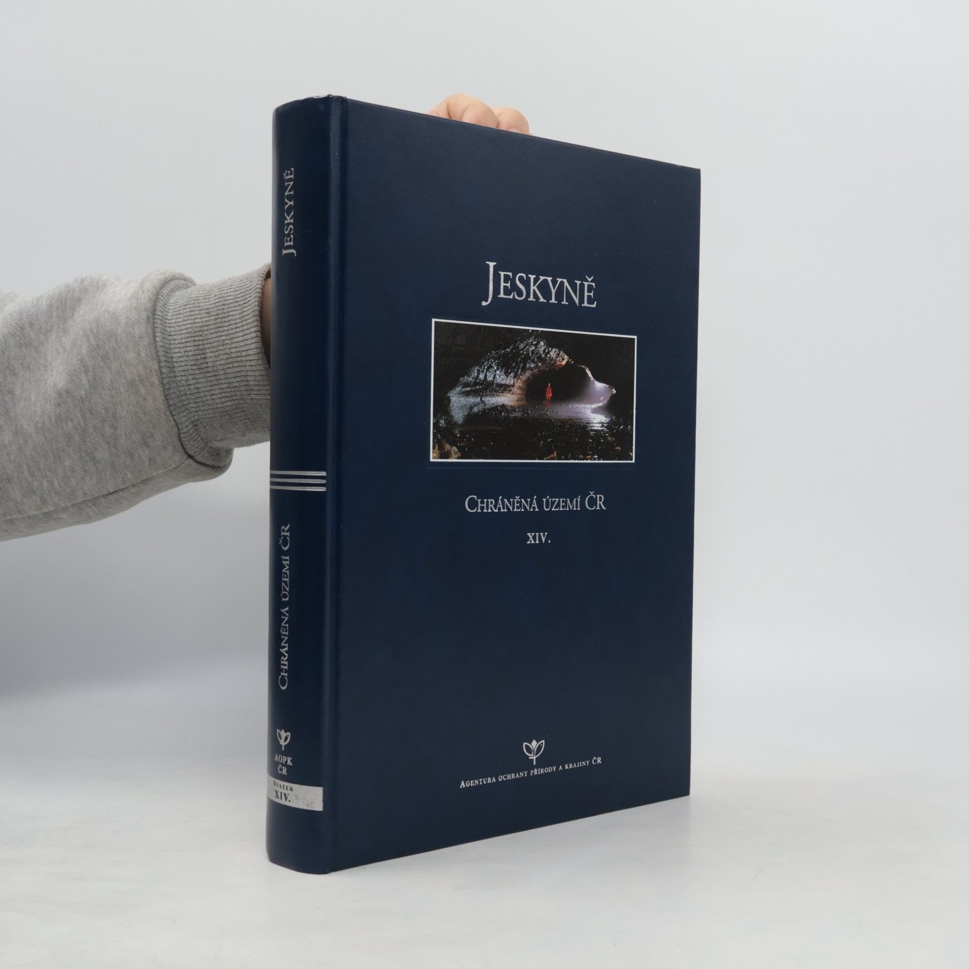Jaroslav Hromas Chráněná území ČR. XIV., Jeskyně