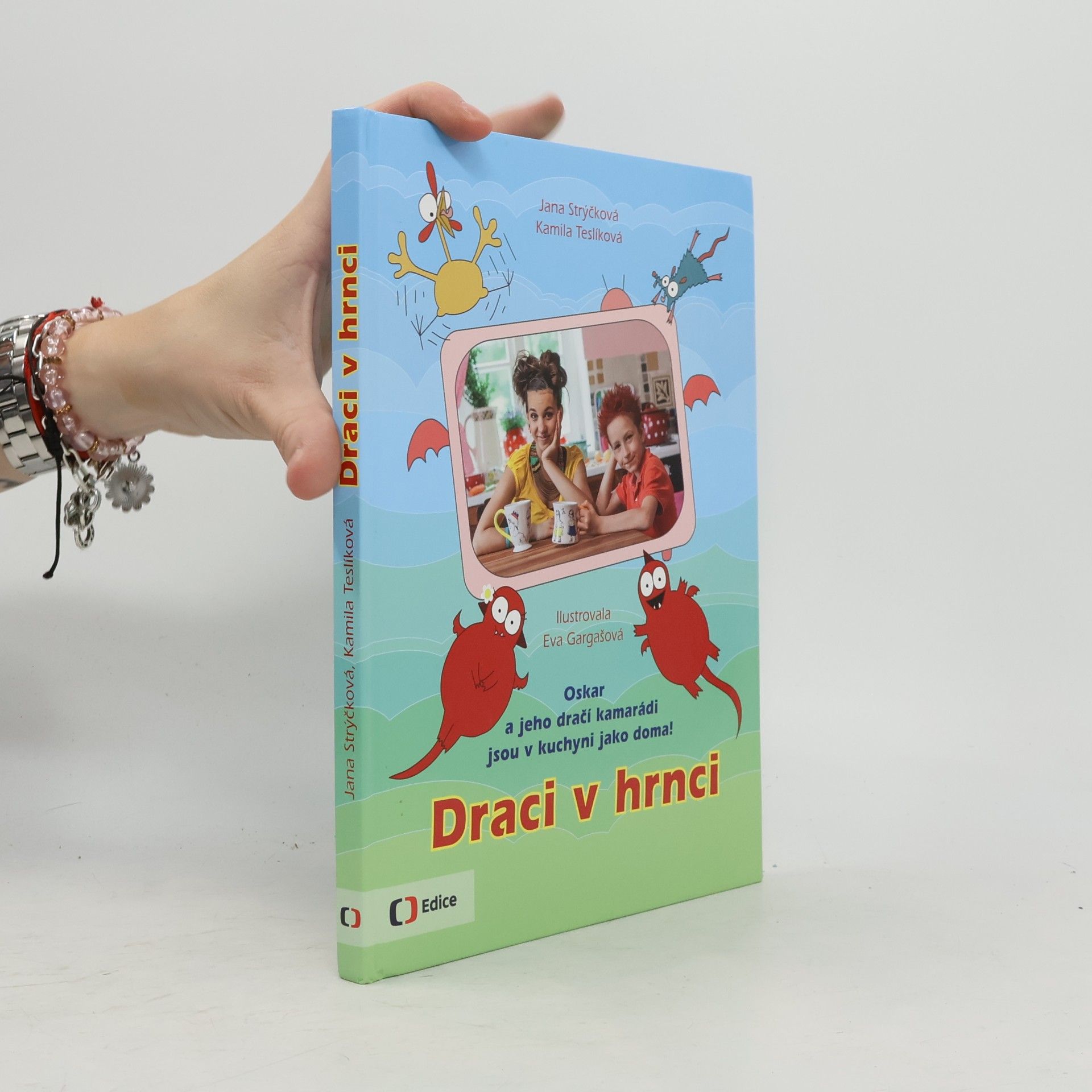 Kamila Teslíková Draci v hrnci