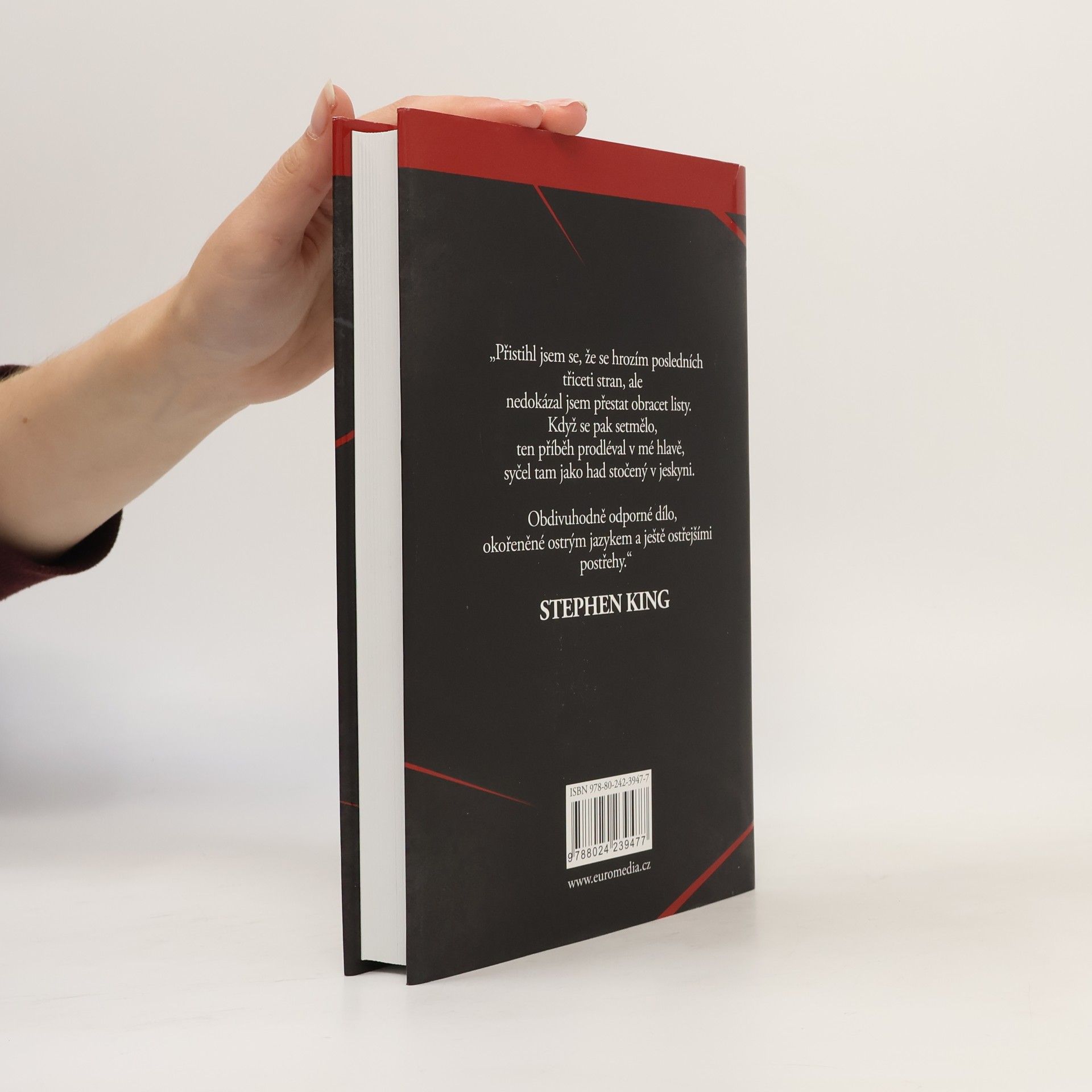Gillian Flynn Ostré předměty