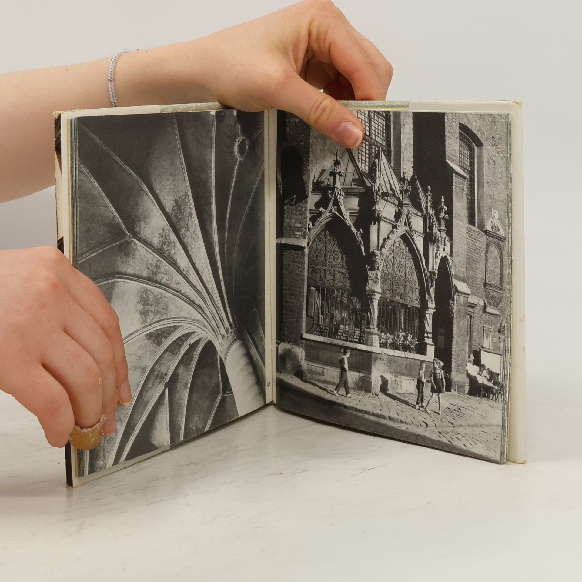 Autores varios Cracow