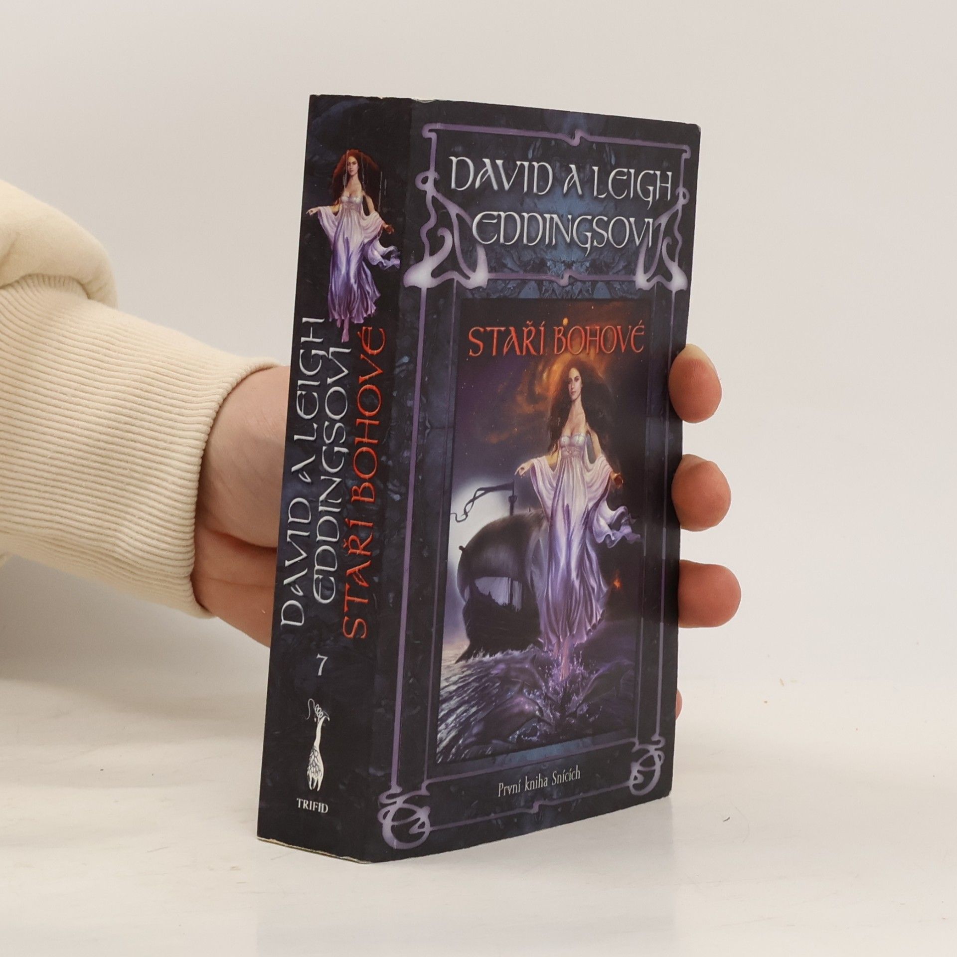 David Eddings Staří bohové. První kniha Snících