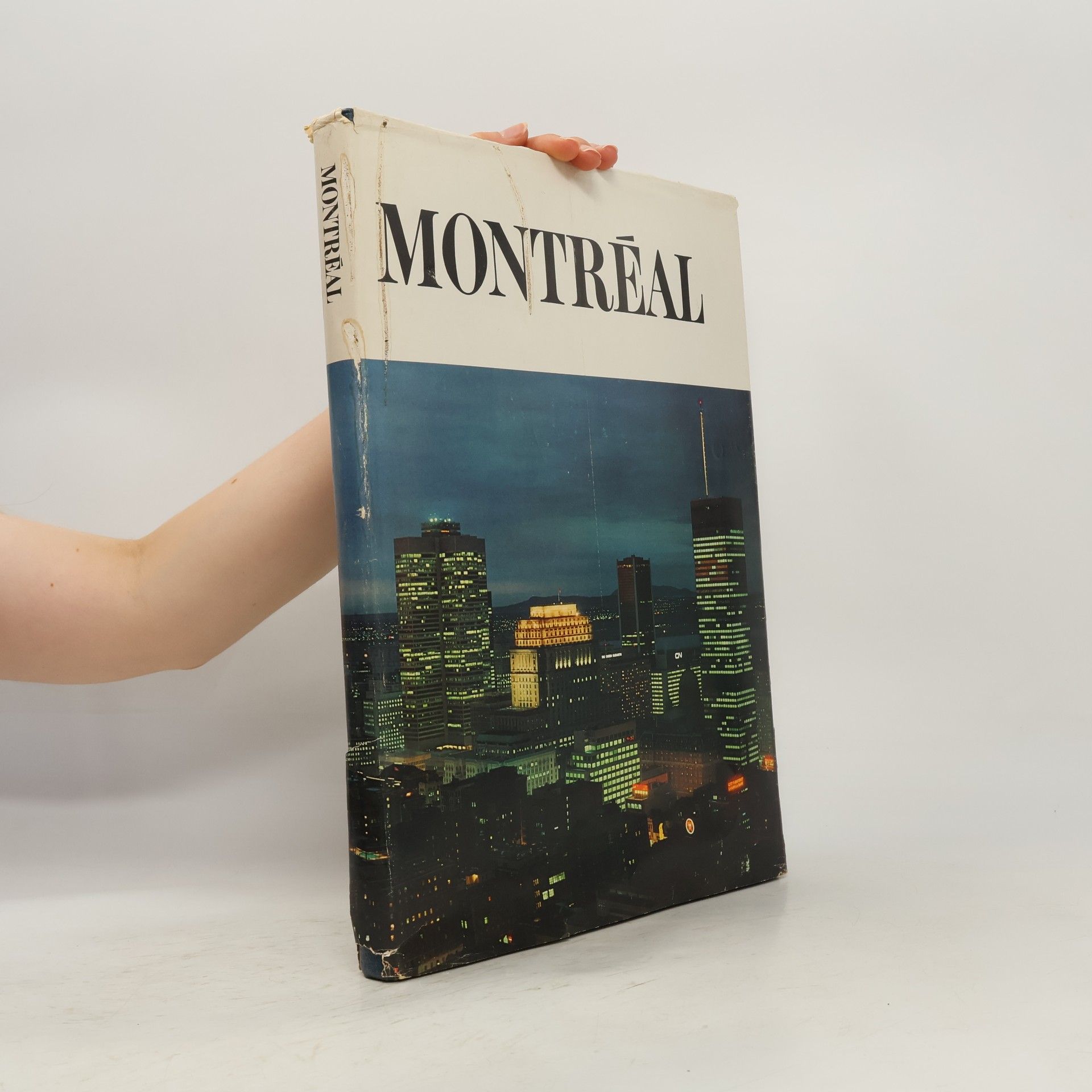 Leonard L. Knott Montréal
