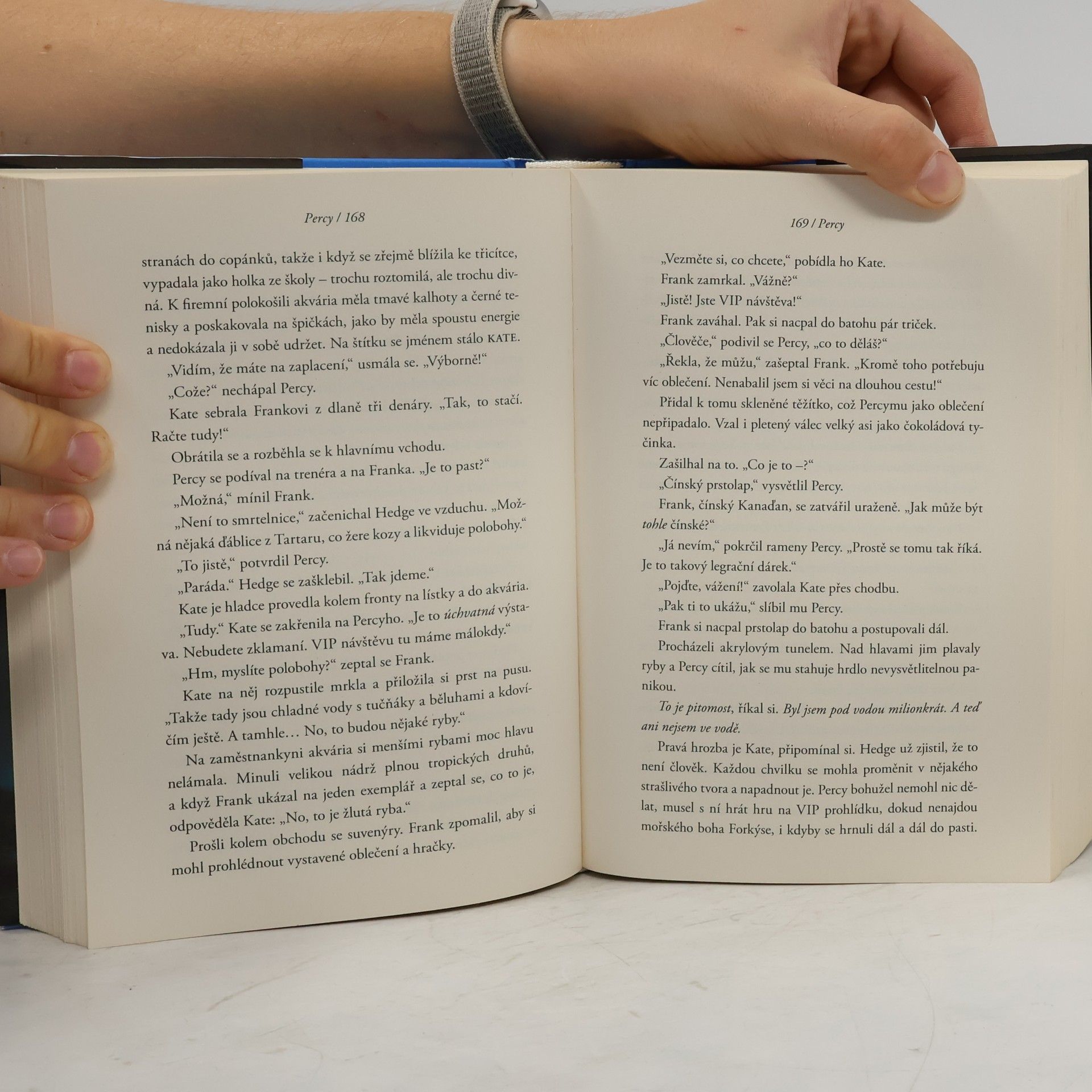Rick Riordan Bohové Olympu. Znamení Athény