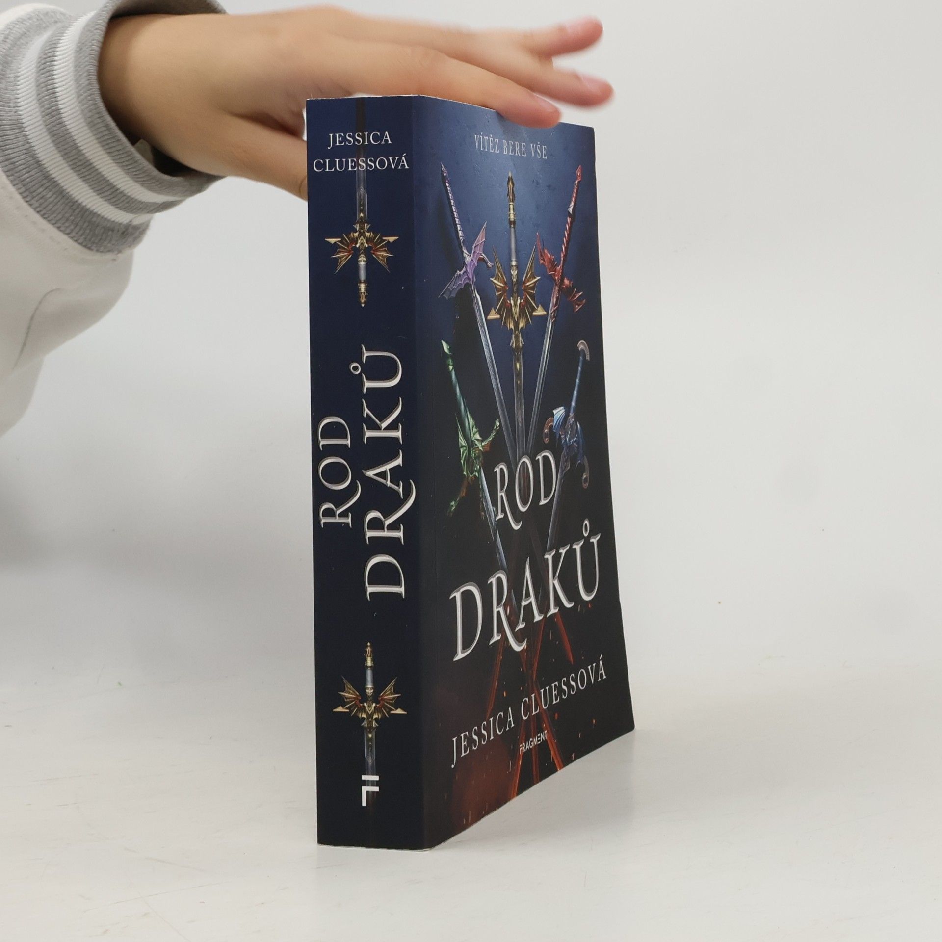 Jessica Cluess Rod draků
